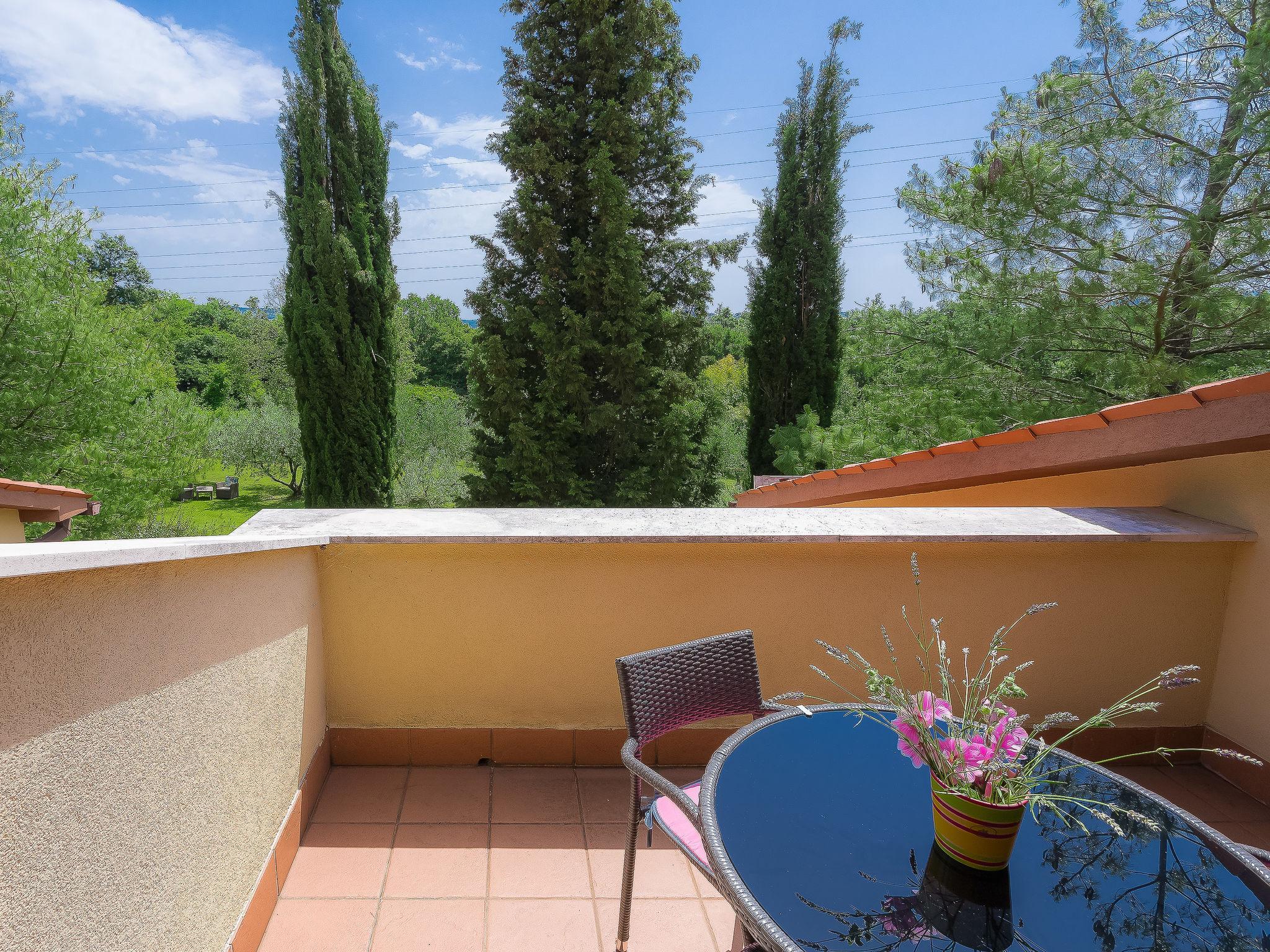 Photo 8 - Appartement de 1 chambre à Labin avec piscine et jardin