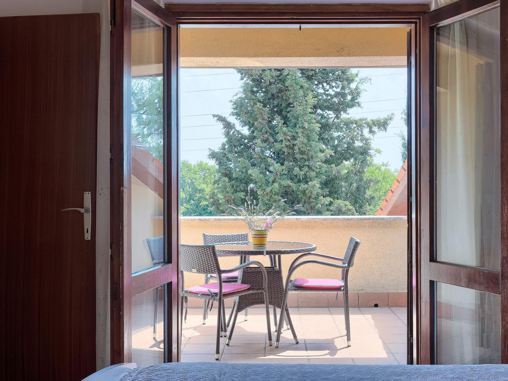 Photo 4 - Appartement de 1 chambre à Labin avec piscine et jardin