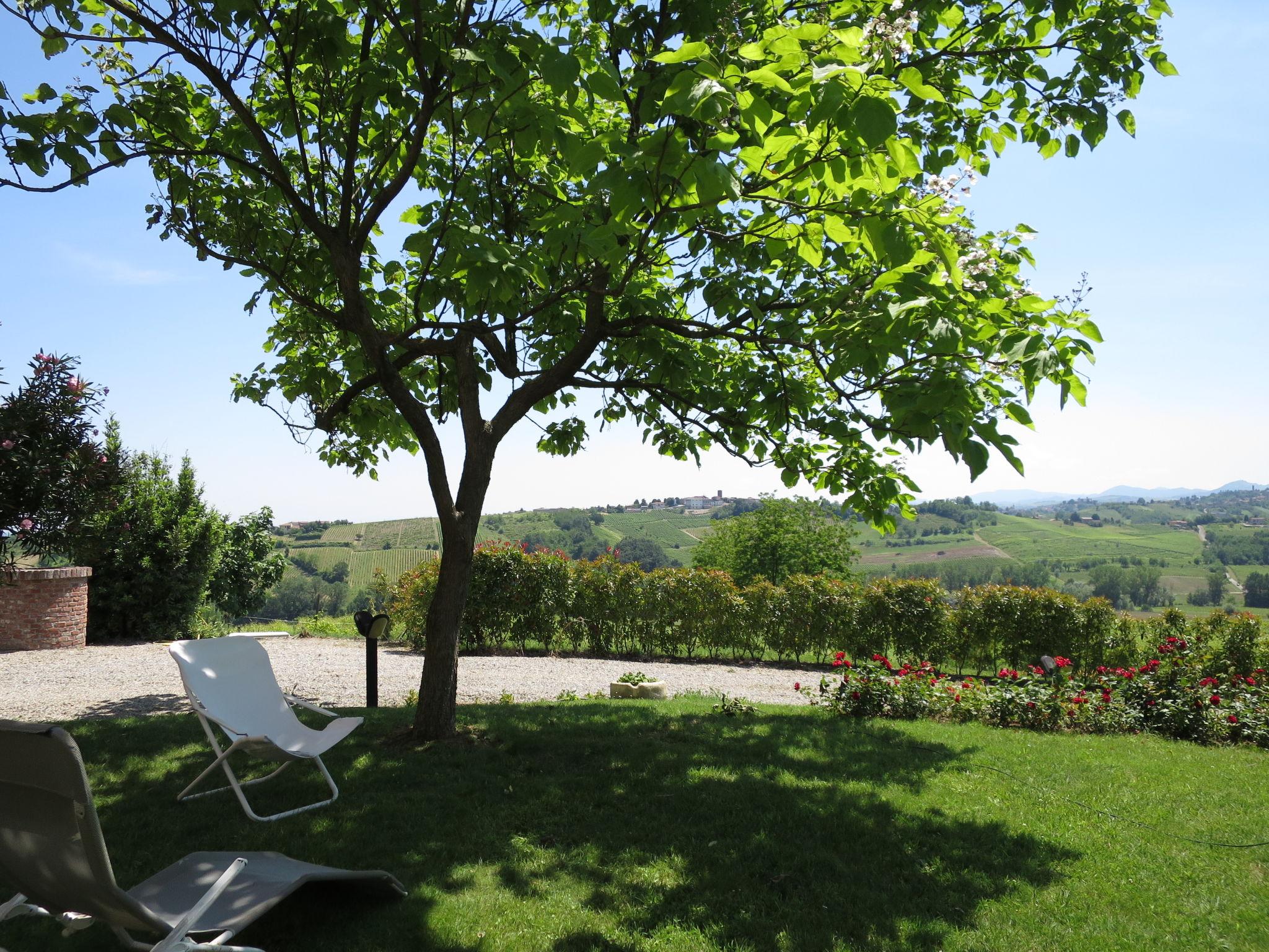 Photo 14 - Maison de 5 chambres à Zenevredo avec piscine privée et jardin