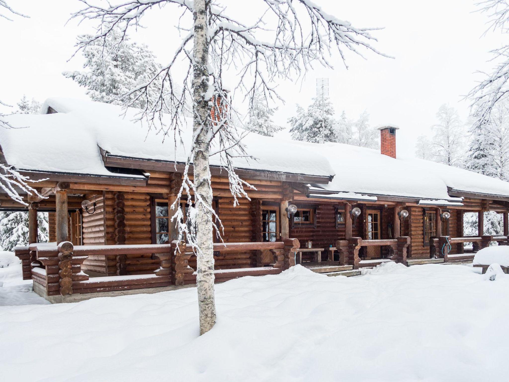 Foto 1 - Casa de 2 habitaciones en Kuusamo con sauna y vistas a la montaña