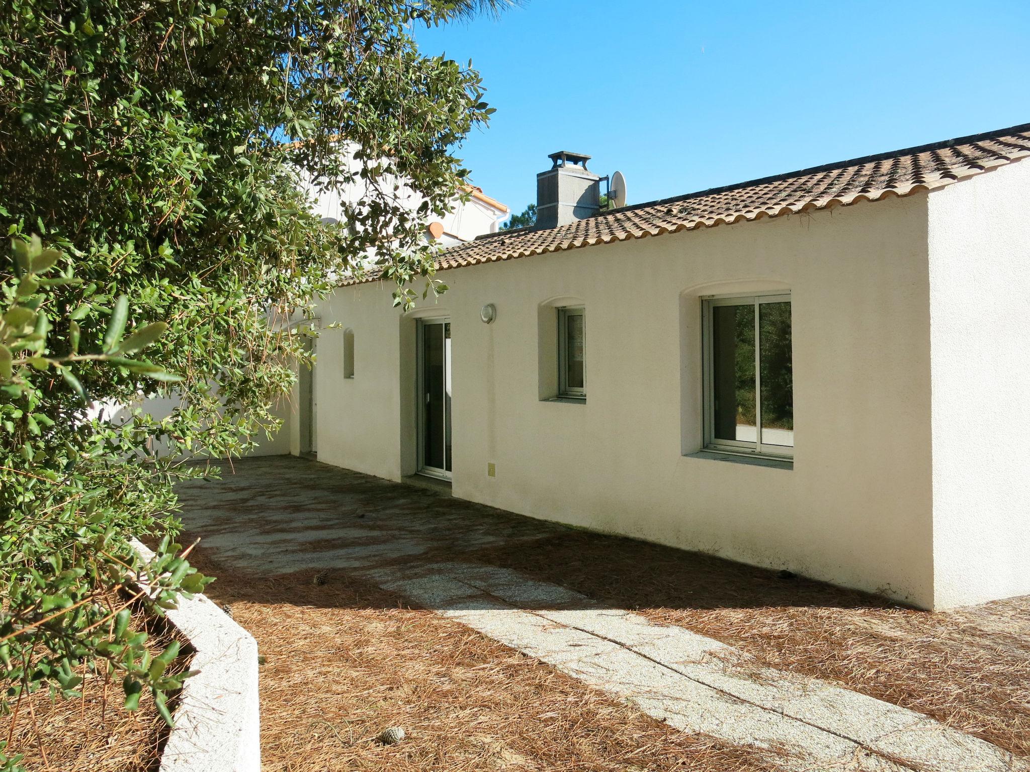 Foto 16 - Casa de 2 quartos em La Tranche-sur-Mer com jardim e terraço