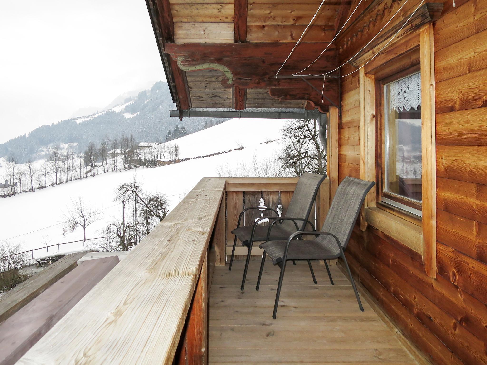 Foto 28 - Casa de 6 quartos em Hippach com vista para a montanha