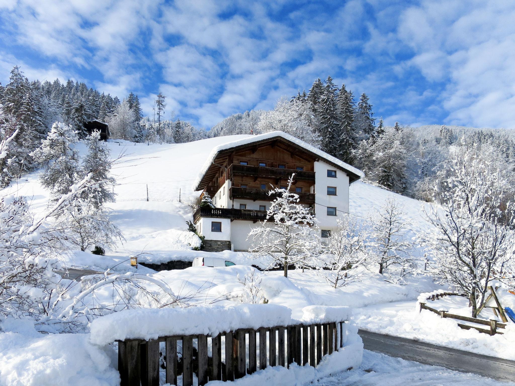 Photo 6 - Maison de 6 chambres à Hippach avec vues sur la montagne