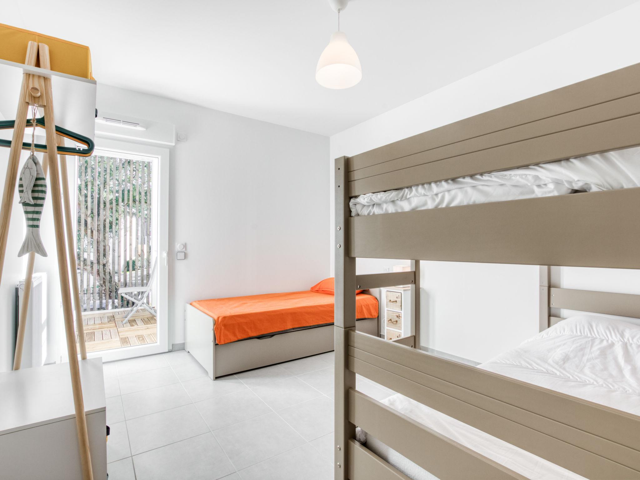 Foto 9 - Appartamento con 2 camere da letto a Capbreton con terrazza e vista mare