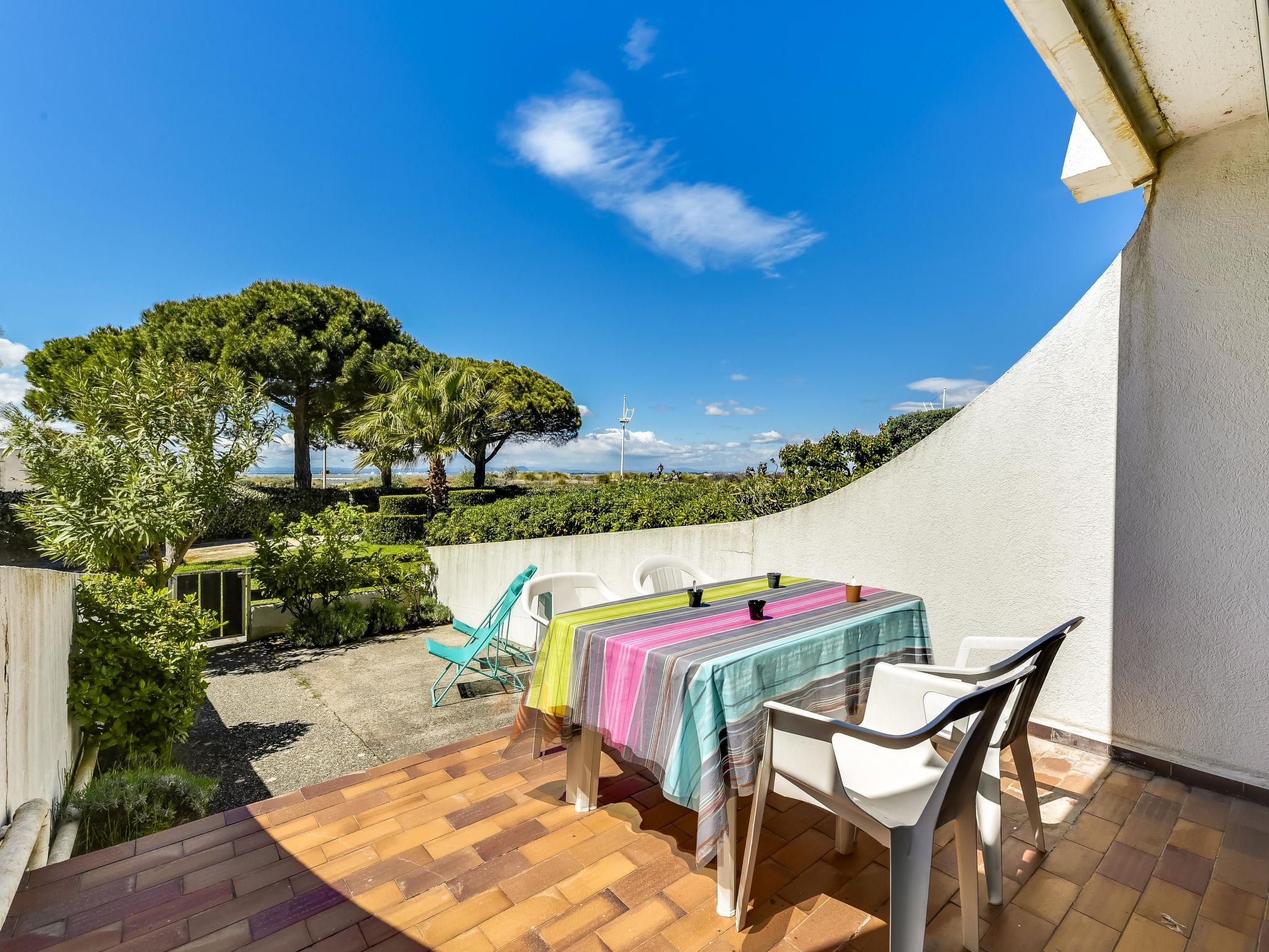 Photo 1 - Appartement de 2 chambres à Le Grau-du-Roi avec jardin et terrasse