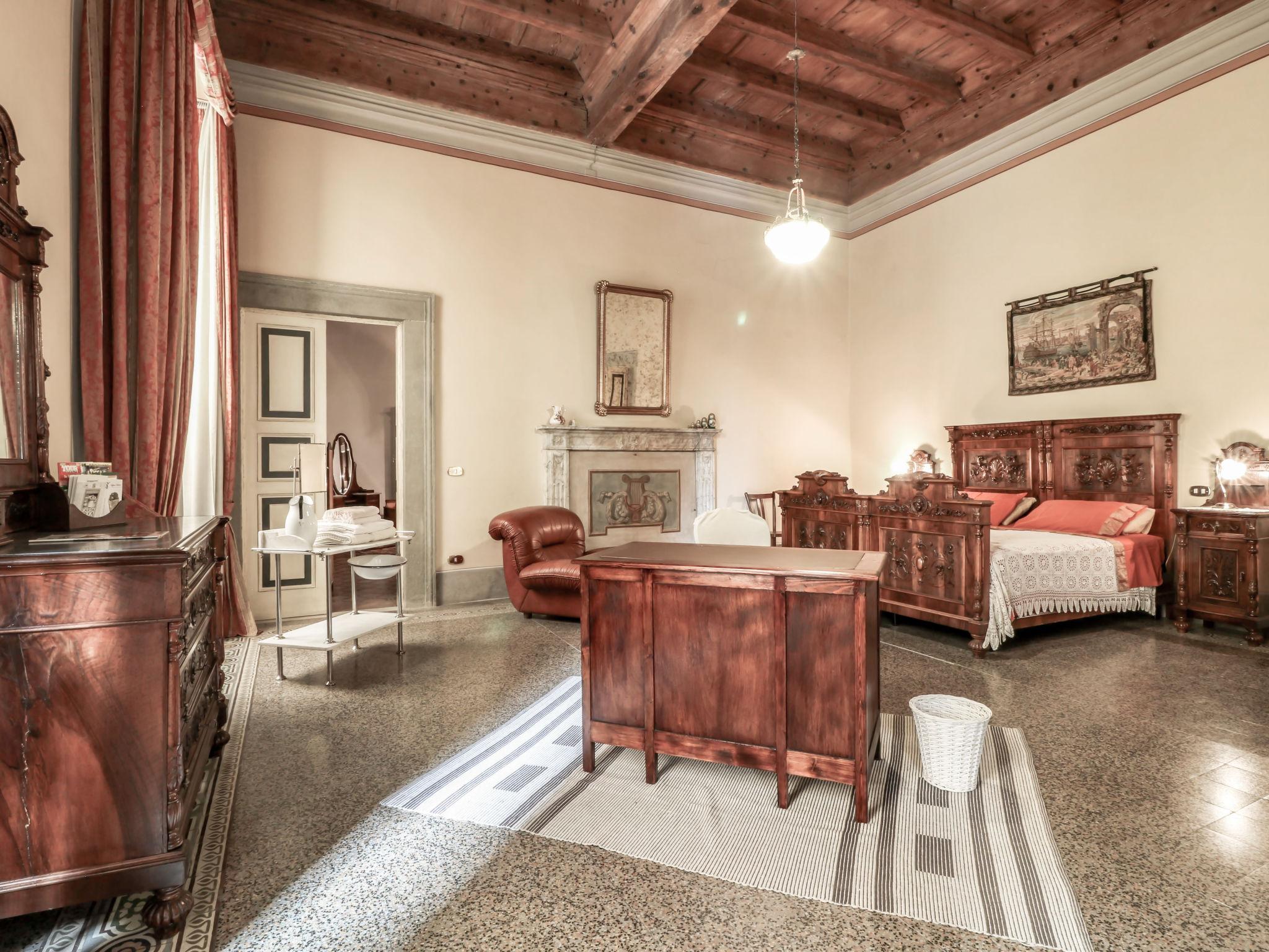 Foto 3 - Appartamento con 2 camere da letto a Lucca