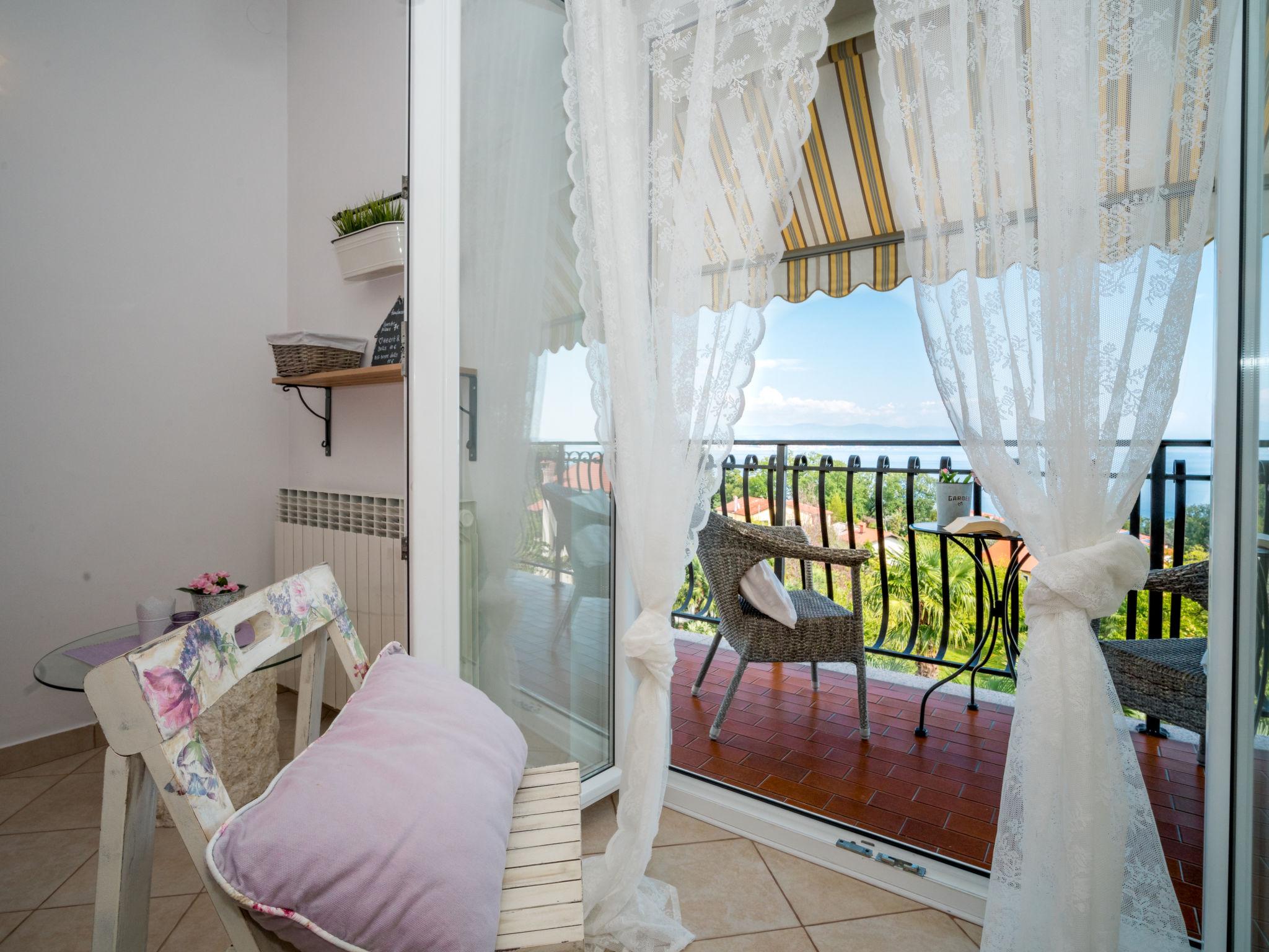 Foto 10 - Apartment mit 1 Schlafzimmer in Opatija