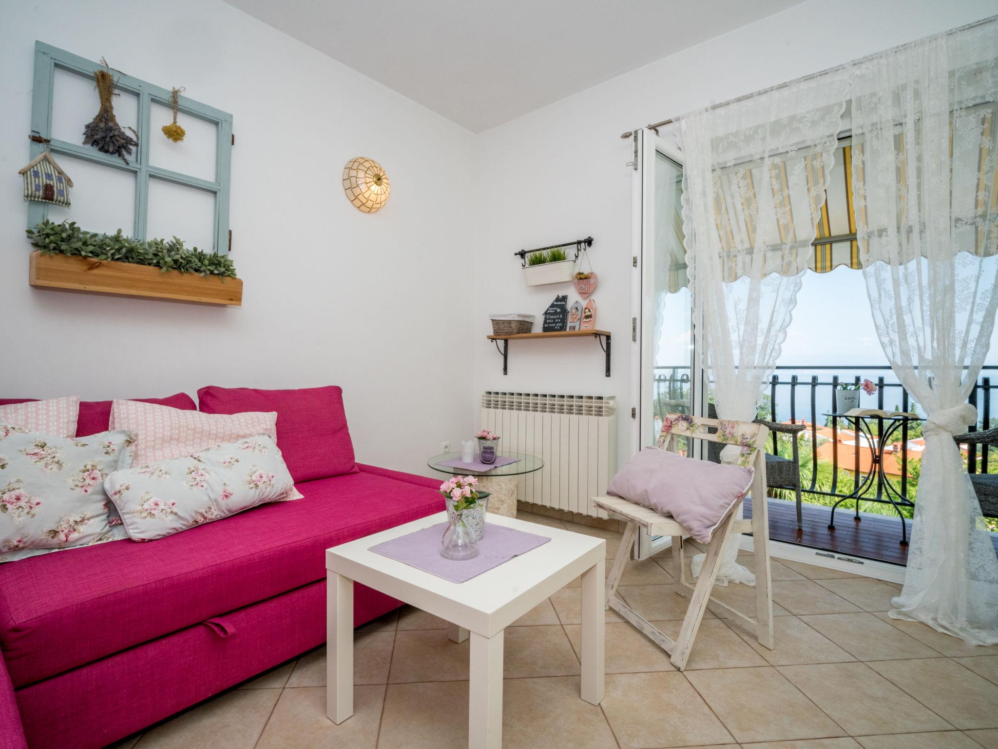 Photo 2 - 1 bedroom Apartment in Opatija with garden