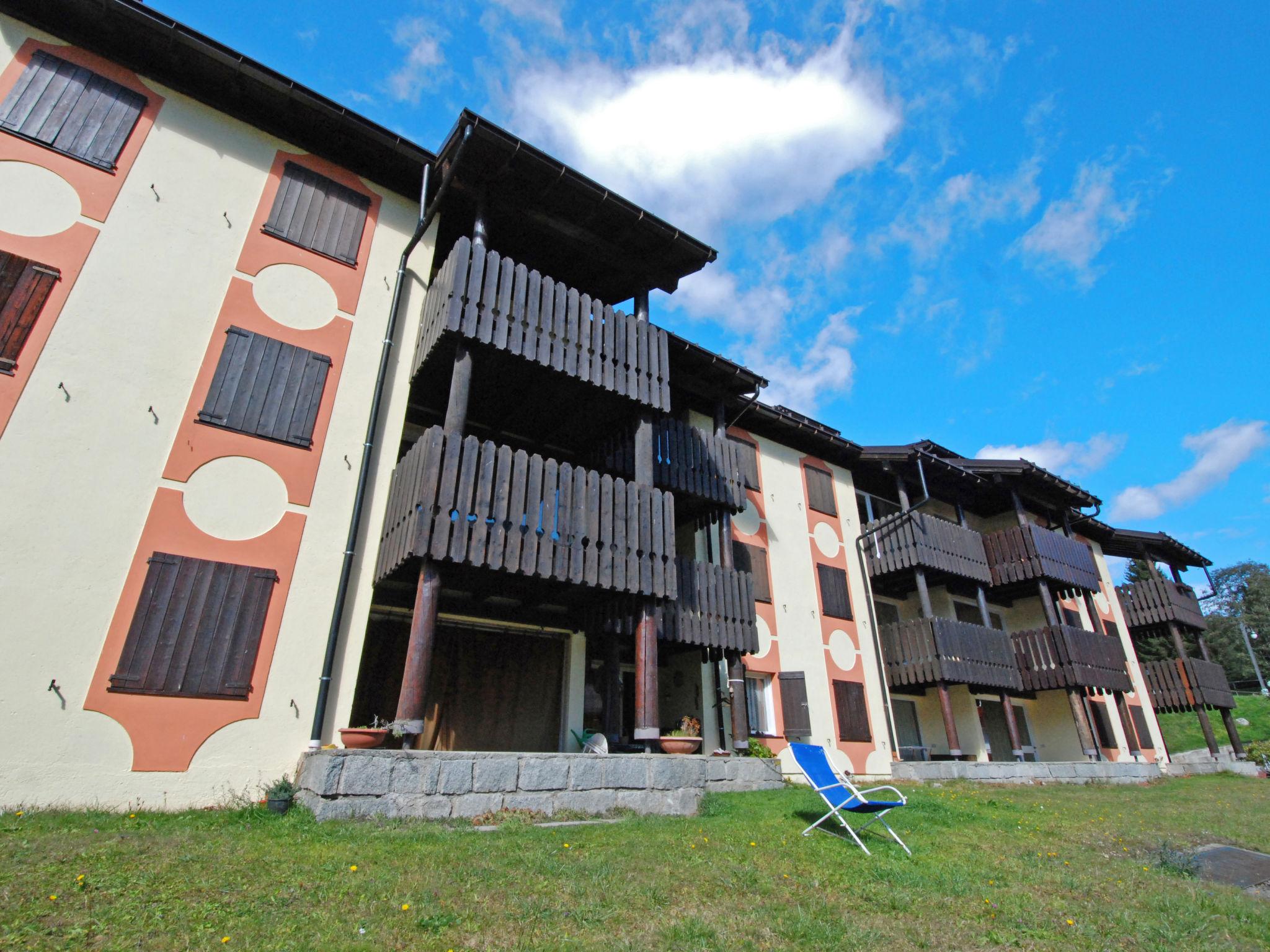 Foto 13 - Apartamento de 1 habitación en Pinzolo con jardín y vistas a la montaña