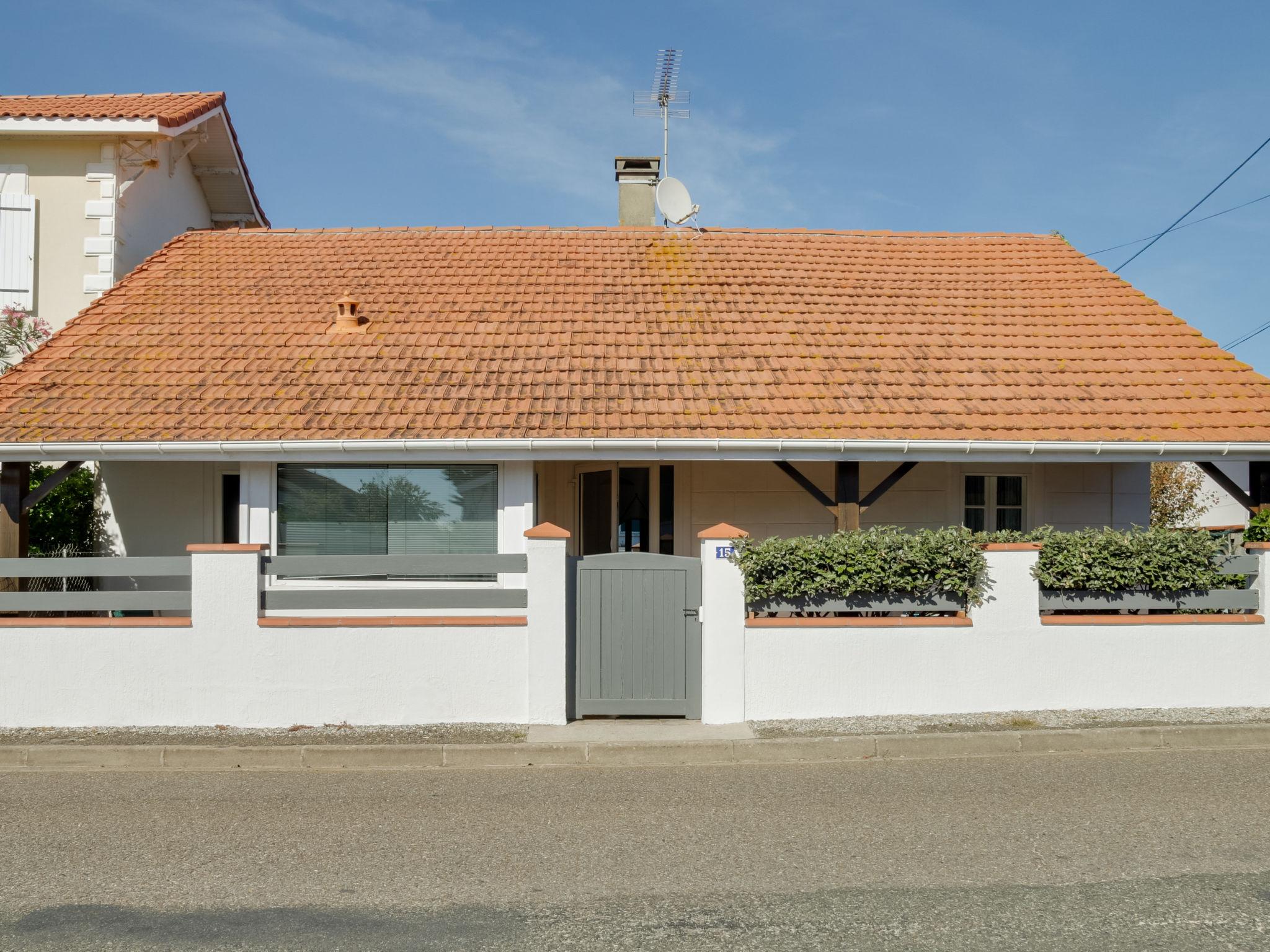 Foto 15 - Casa con 2 camere da letto a Mimizan con terrazza e vista mare