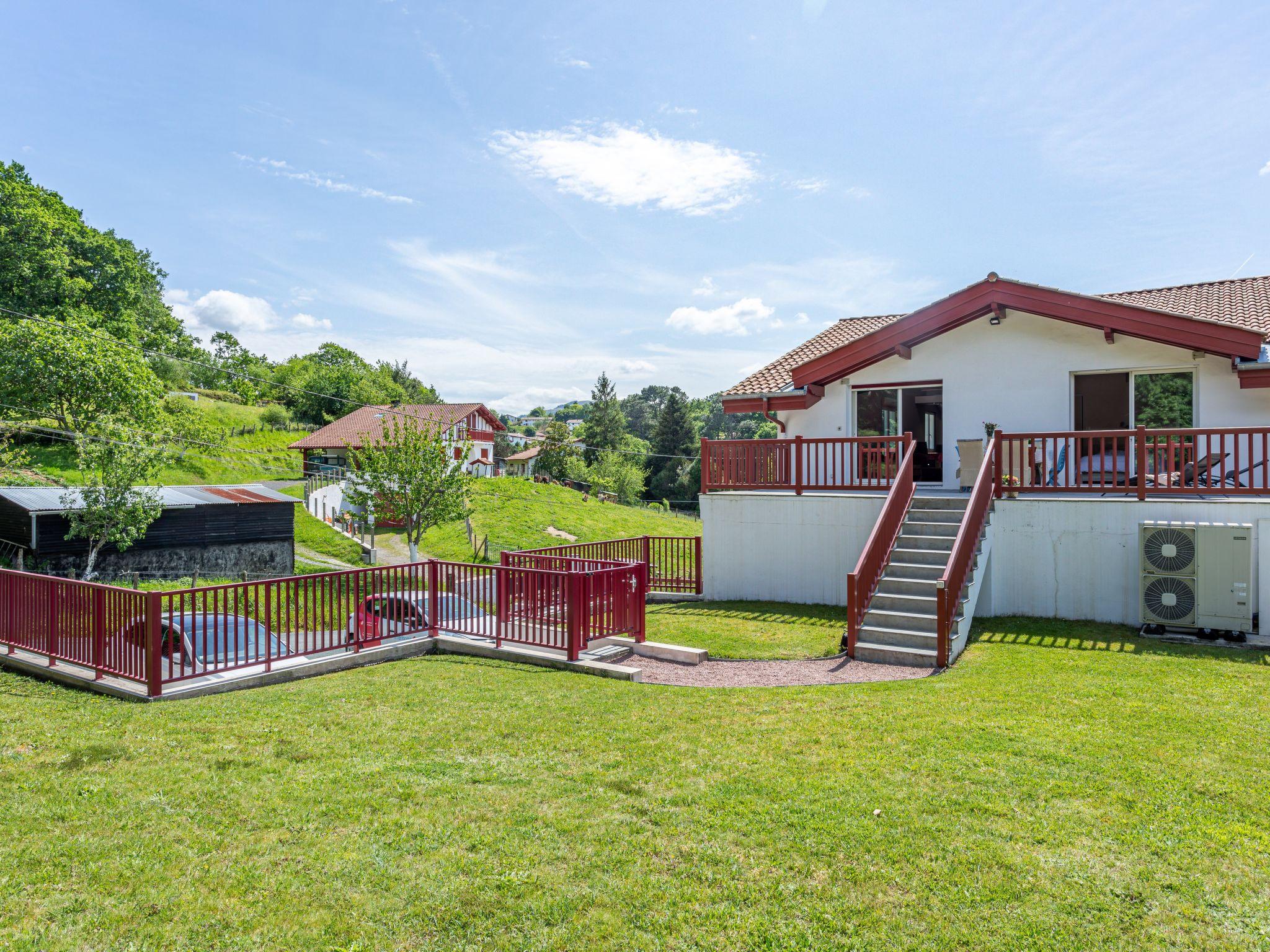 Foto 4 - Apartamento de 3 habitaciones en Urrugne con terraza y vistas al mar