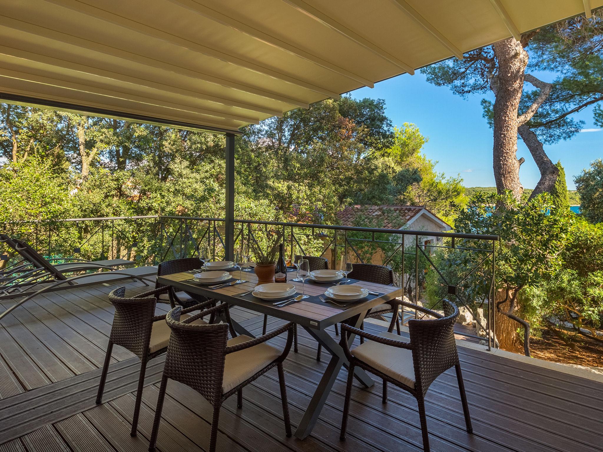 Photo 3 - Maison de 6 chambres à Pula avec piscine privée et jardin