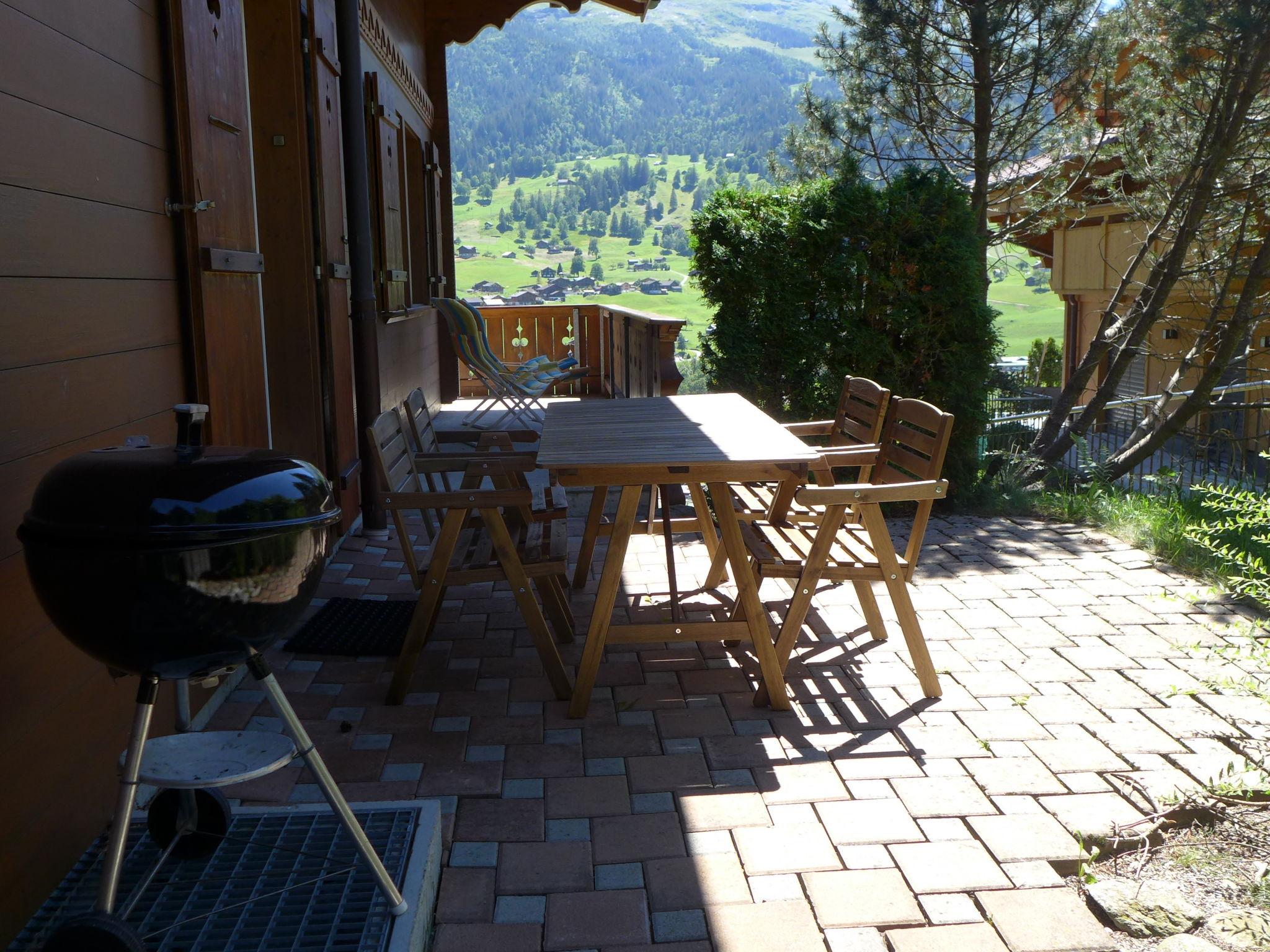 Foto 2 - Apartamento de 2 quartos em Grindelwald com terraço e vista para a montanha