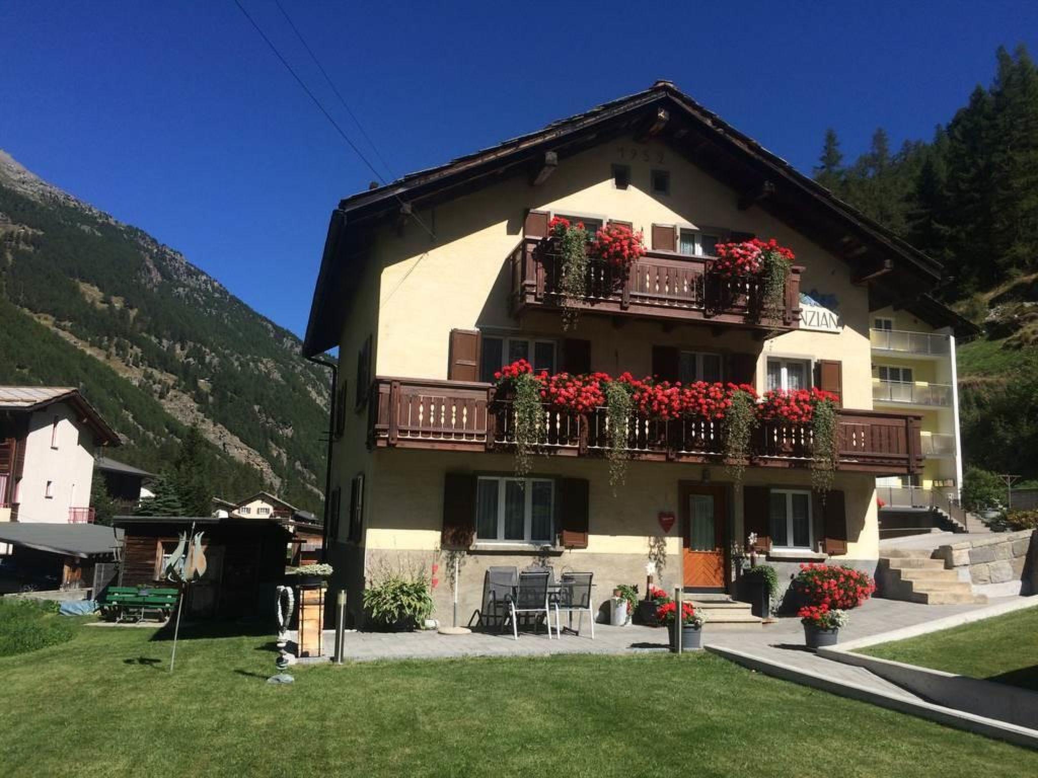 Photo 1 - 2 bedroom Apartment in Saas-Balen