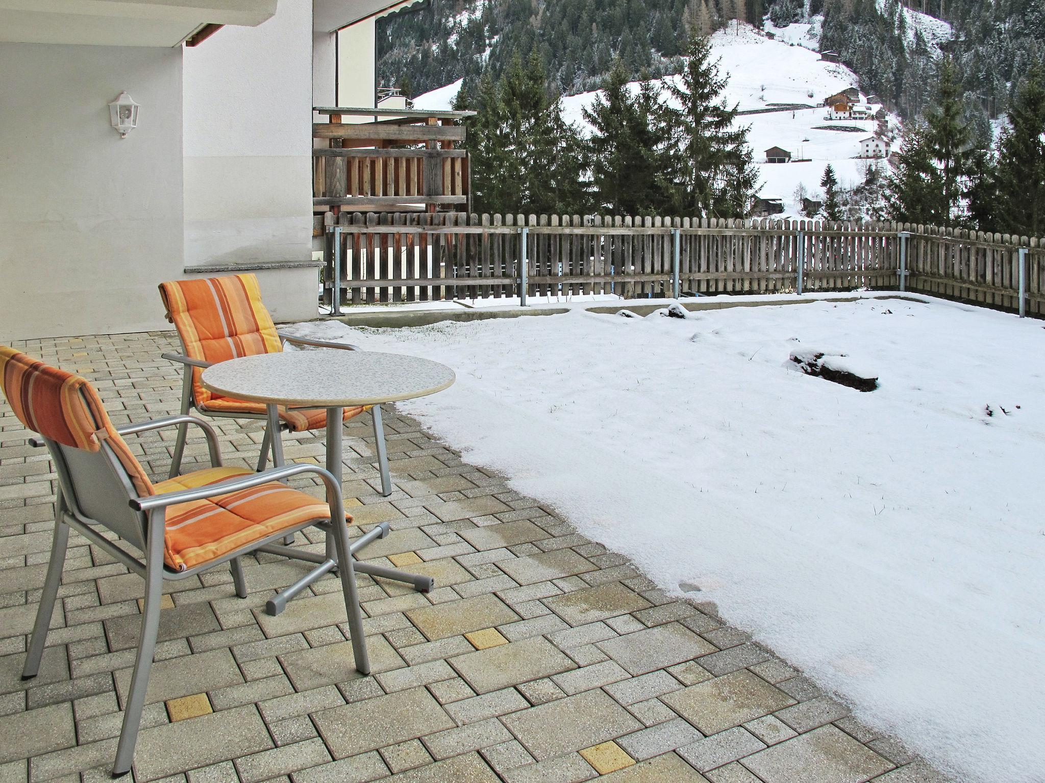 Foto 7 - Appartamento con 4 camere da letto a Kappl con terrazza e vista sulle montagne