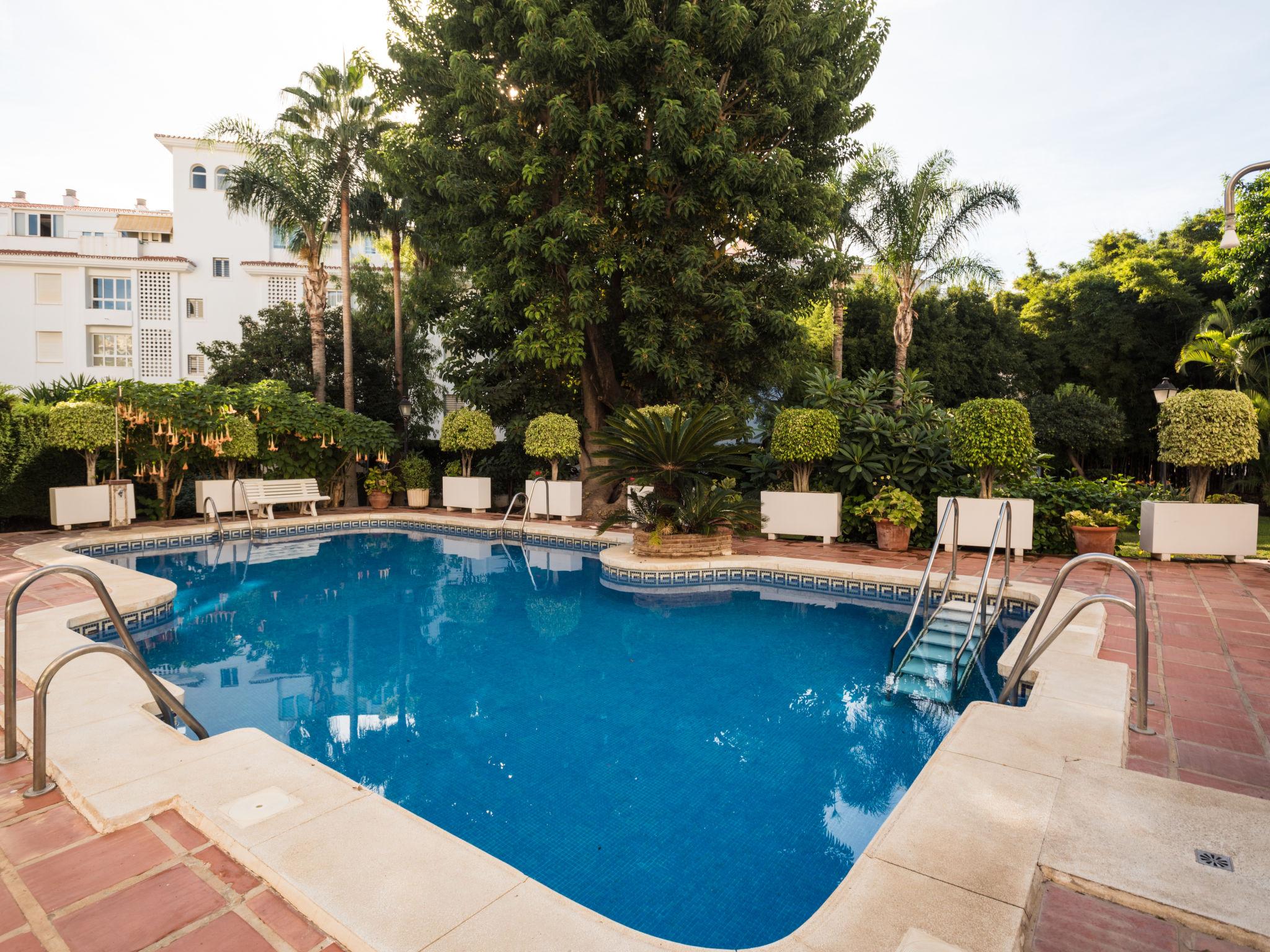 Photo 18 - 3 bedroom Apartment in Torremolinos with swimming pool and garden