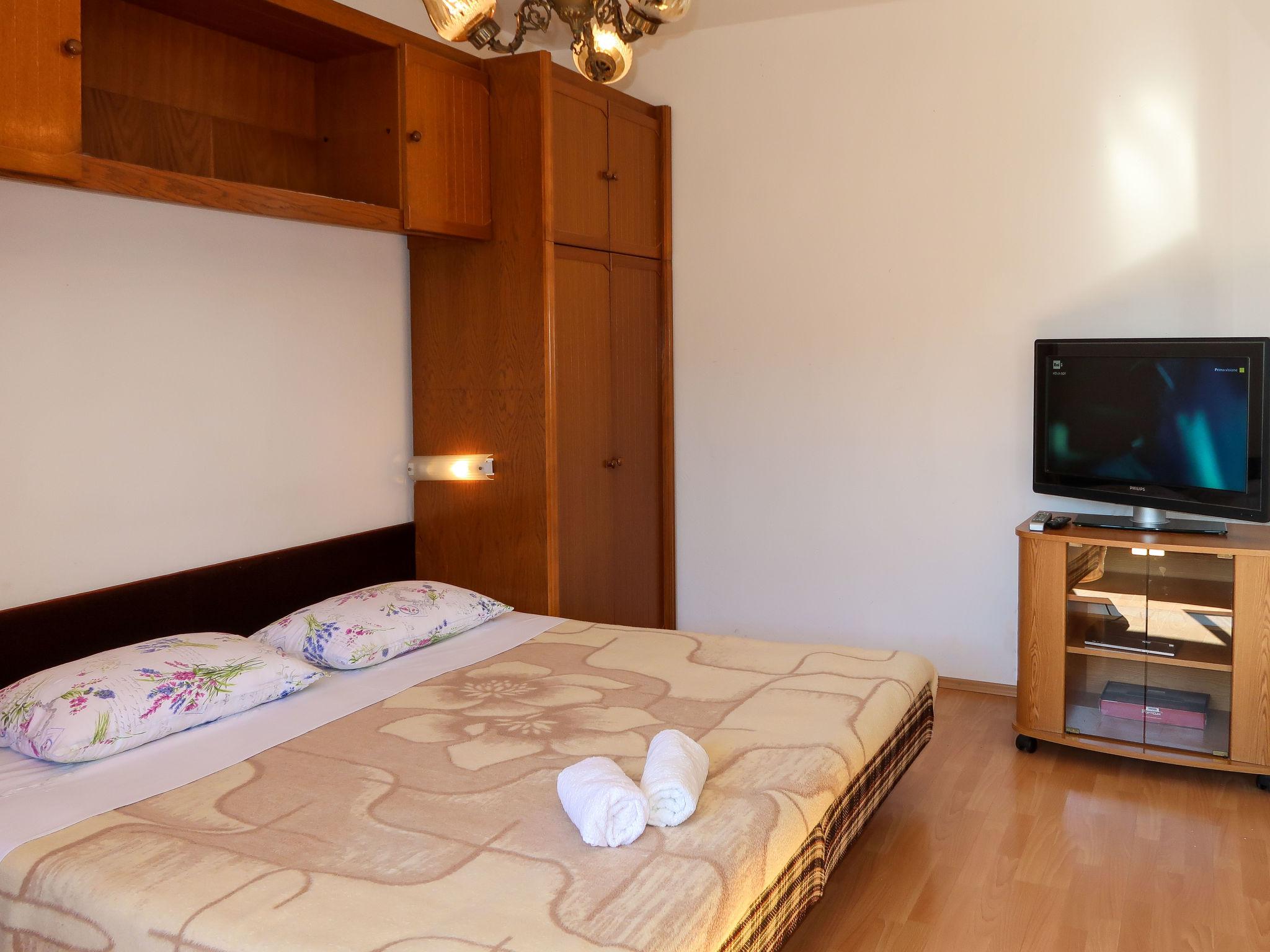 Foto 8 - Apartamento de 2 quartos em Mošćenička Draga com terraço