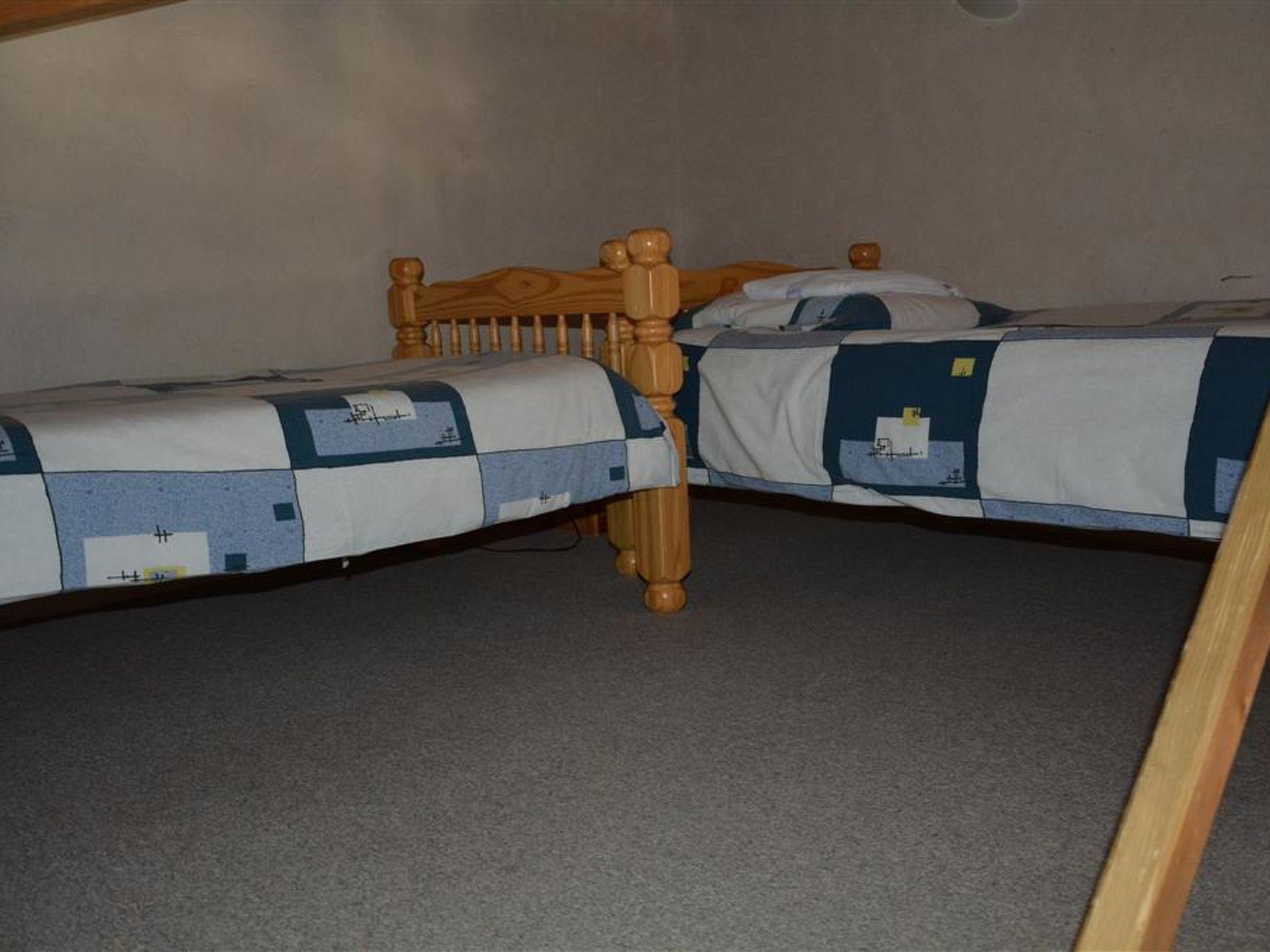 Foto 11 - Appartamento con 2 camere da letto a Saanen
