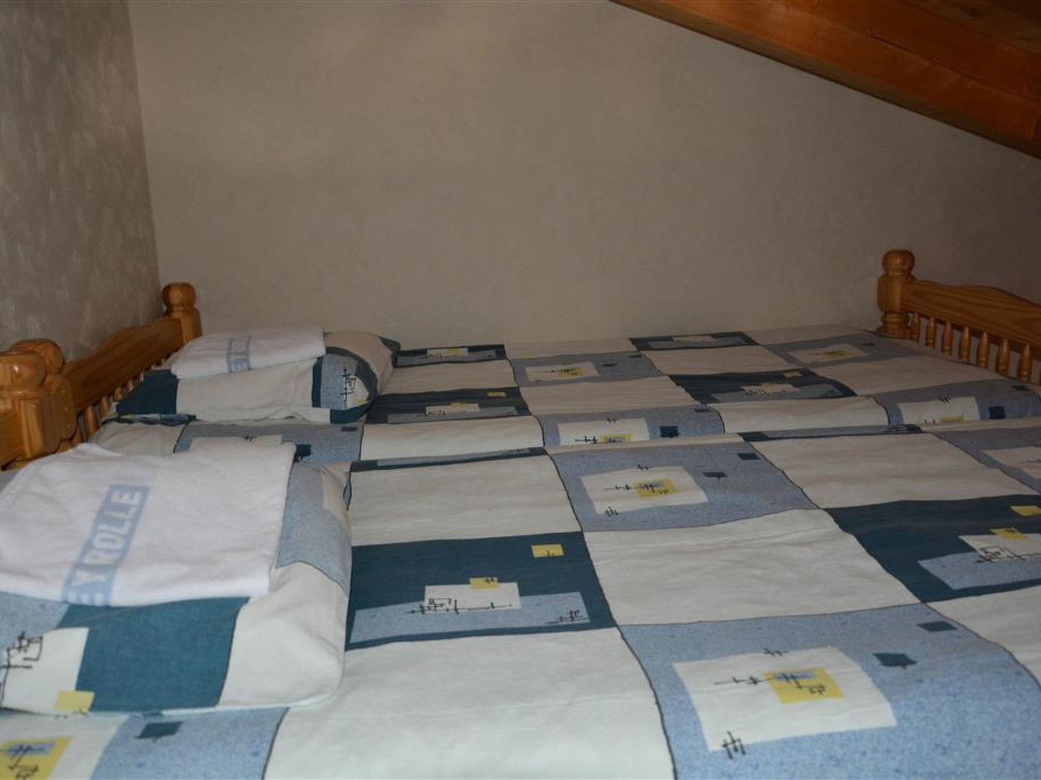 Foto 9 - Apartment mit 2 Schlafzimmern in Saanen