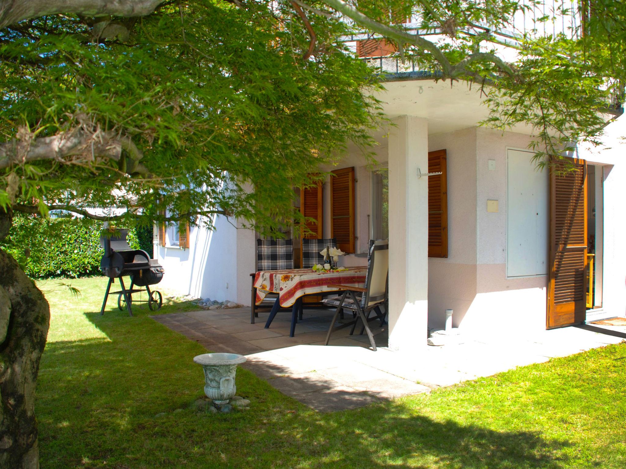 Foto 17 - Appartamento con 1 camera da letto a Gambarogno con giardino