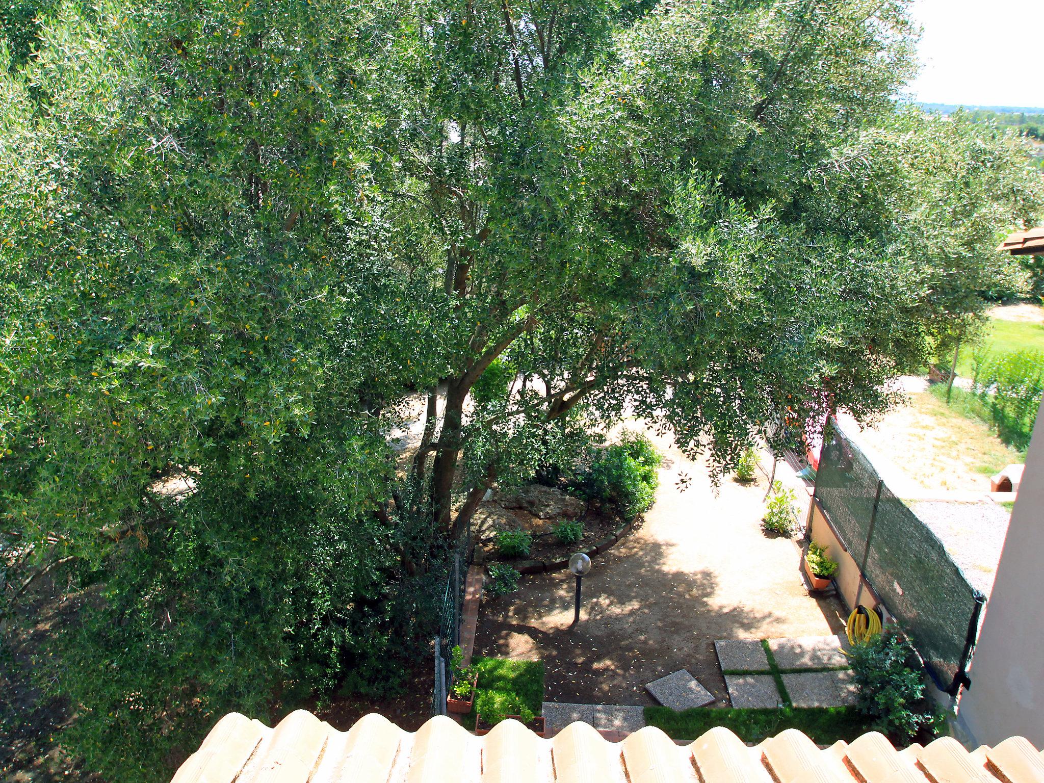 Photo 18 - 2 bedroom House in Pula with garden