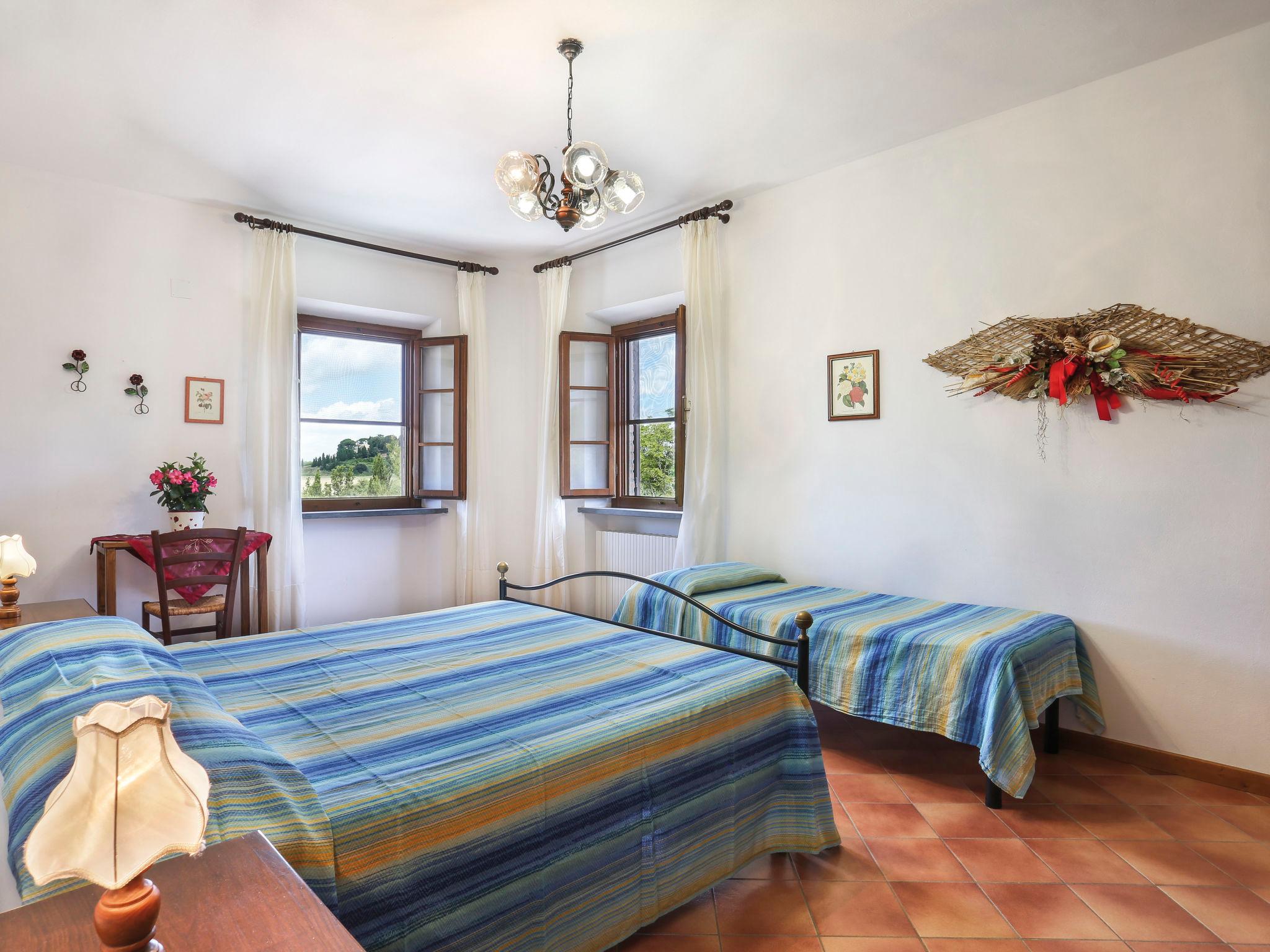 Foto 10 - Apartment mit 3 Schlafzimmern in Terricciola mit schwimmbad und garten