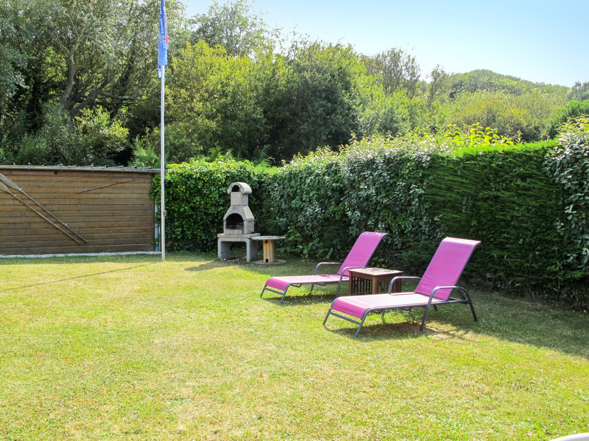 Foto 11 - Casa con 2 camere da letto a Saint-Laurent-sur-Mer con giardino e terrazza