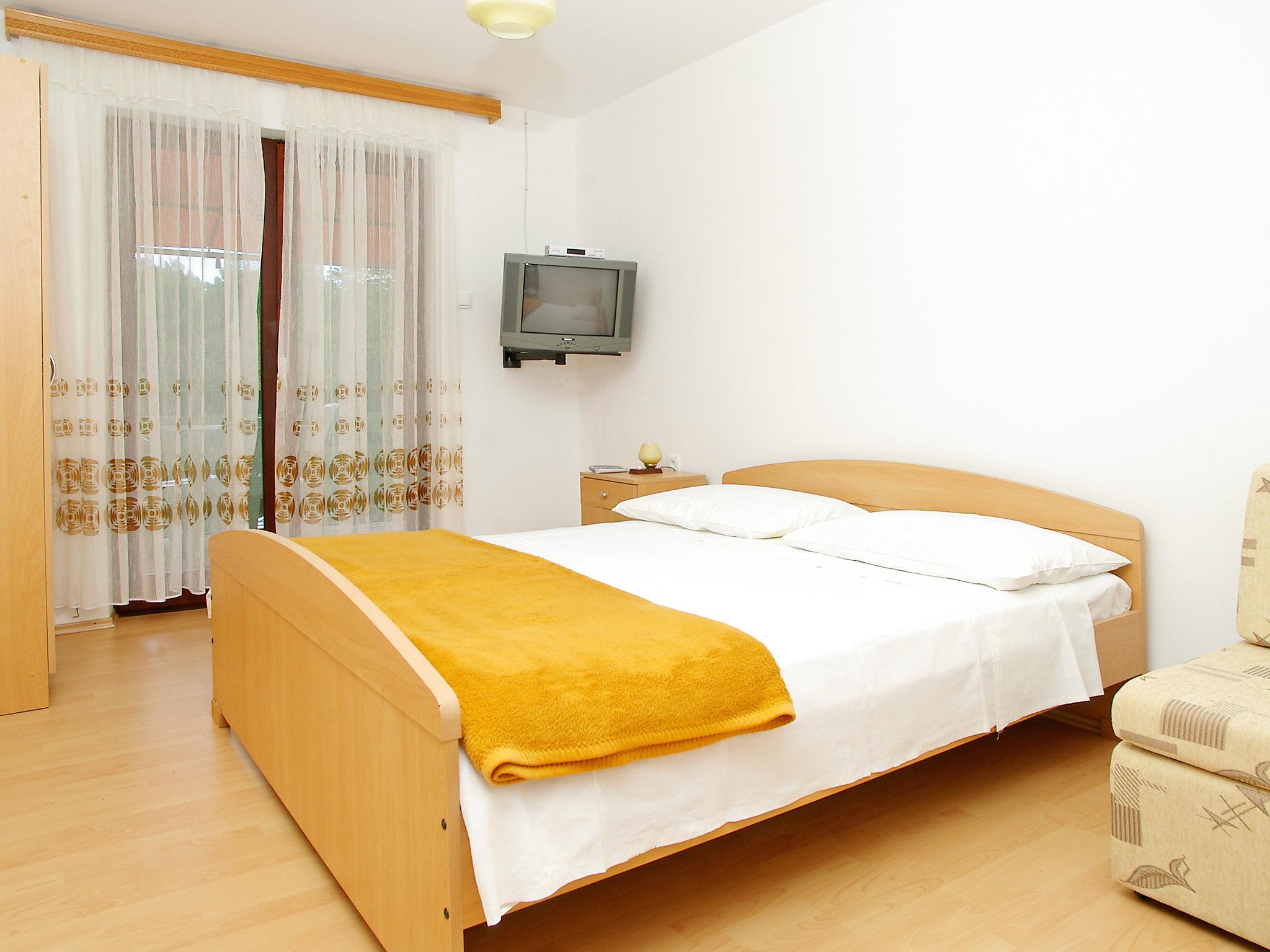 Foto 7 - Appartamento con 2 camere da letto a Vela Luka con vista mare