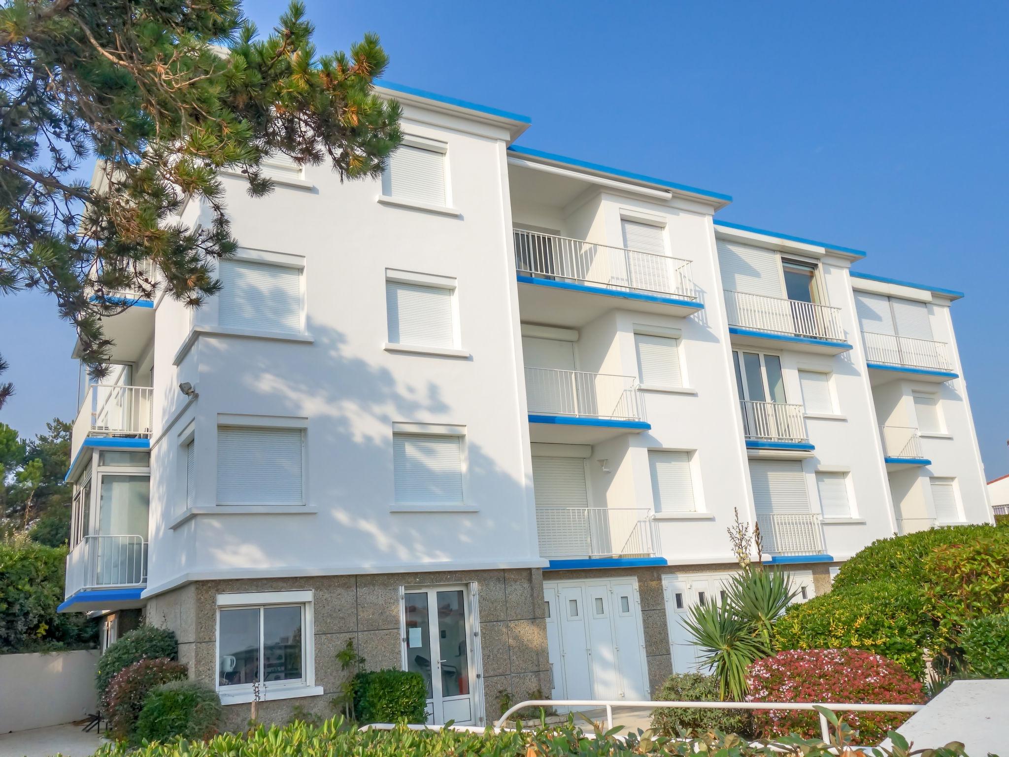Foto 22 - Apartamento de 1 quarto em Vaux-sur-Mer com vistas do mar