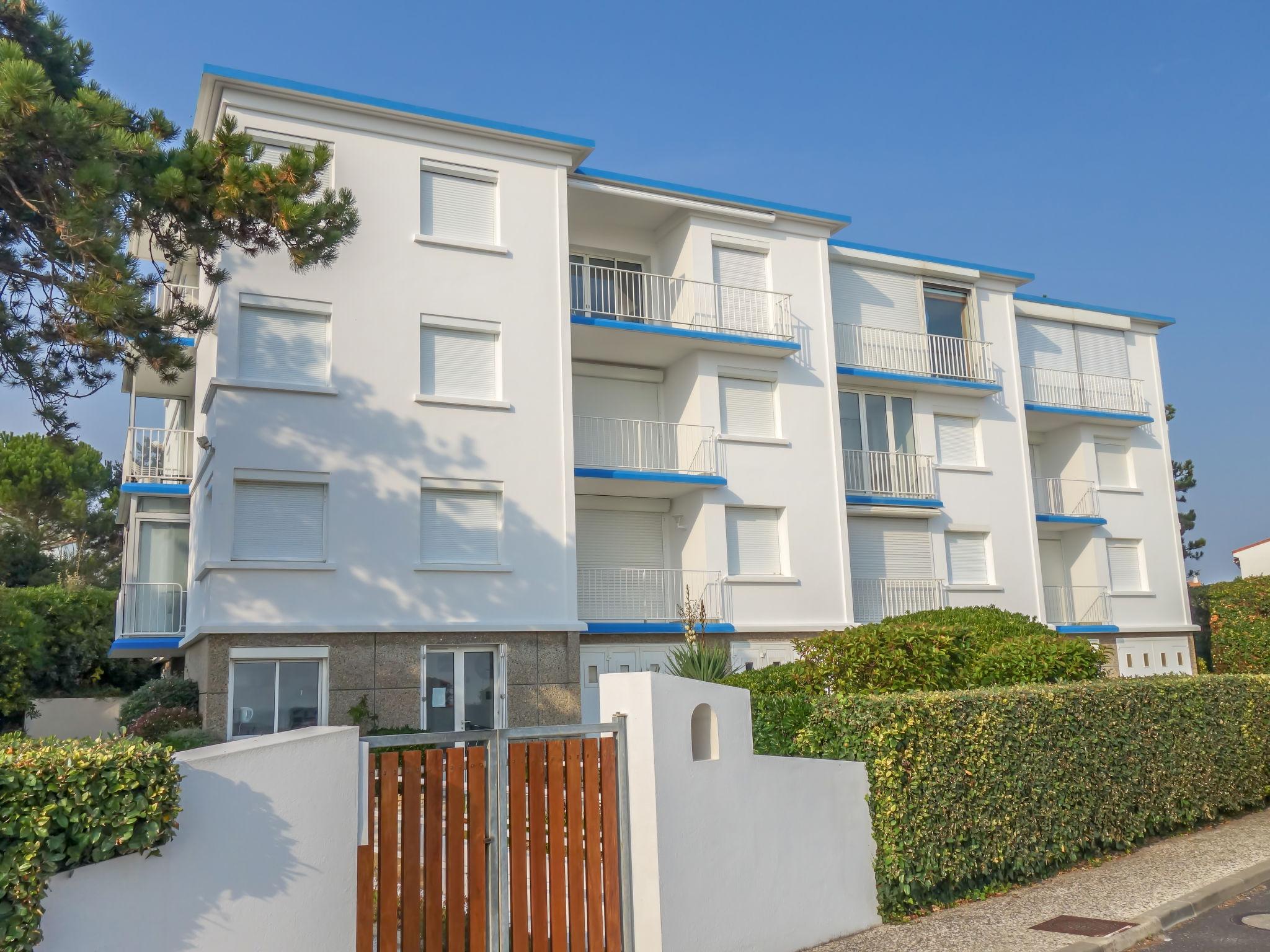 Foto 21 - Apartamento de 1 quarto em Vaux-sur-Mer com vistas do mar