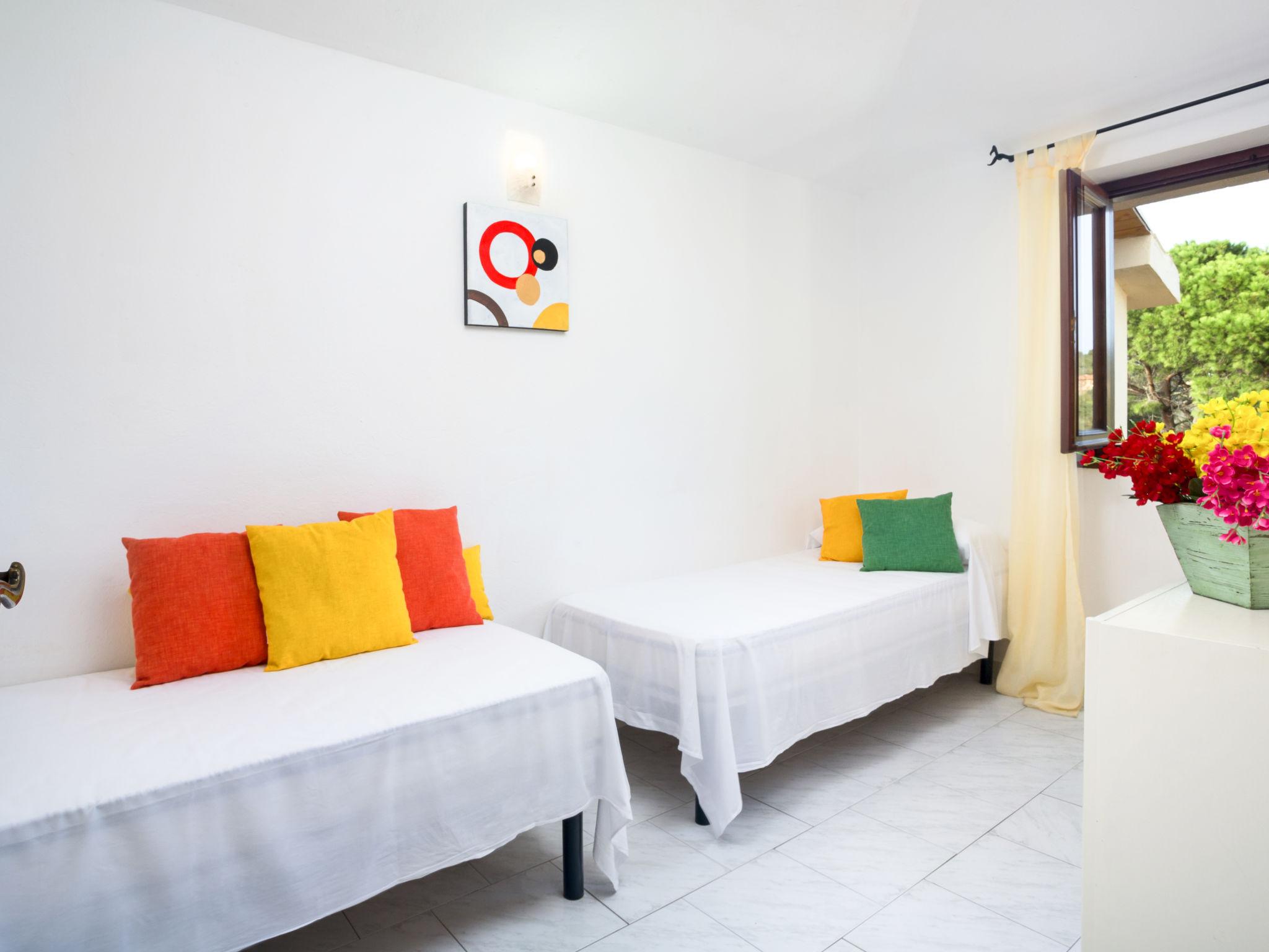 Foto 14 - Appartamento con 2 camere da letto a Arzachena con piscina e vista mare