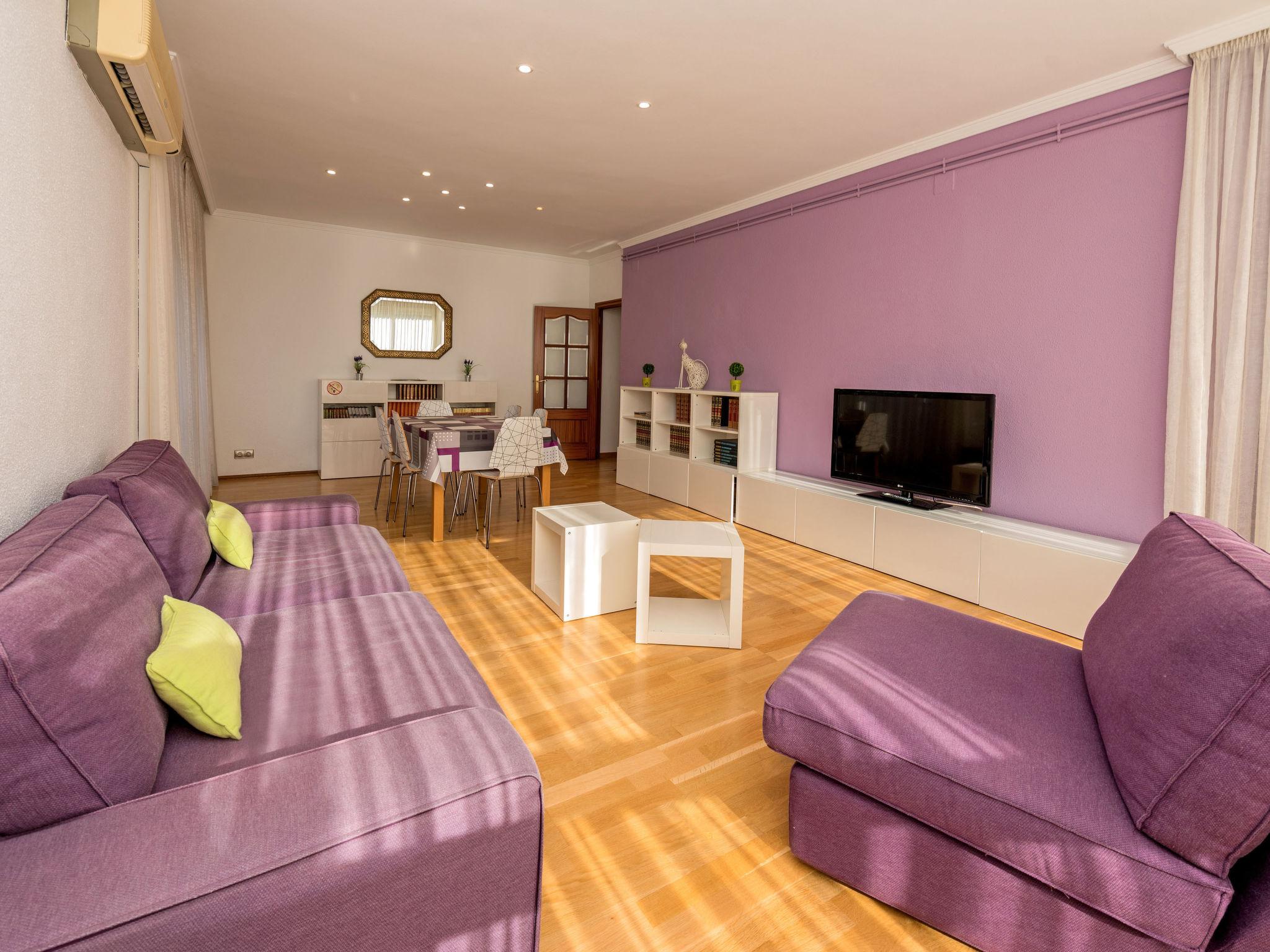 Foto 1 - Appartamento con 2 camere da letto a Barcellona con terrazza