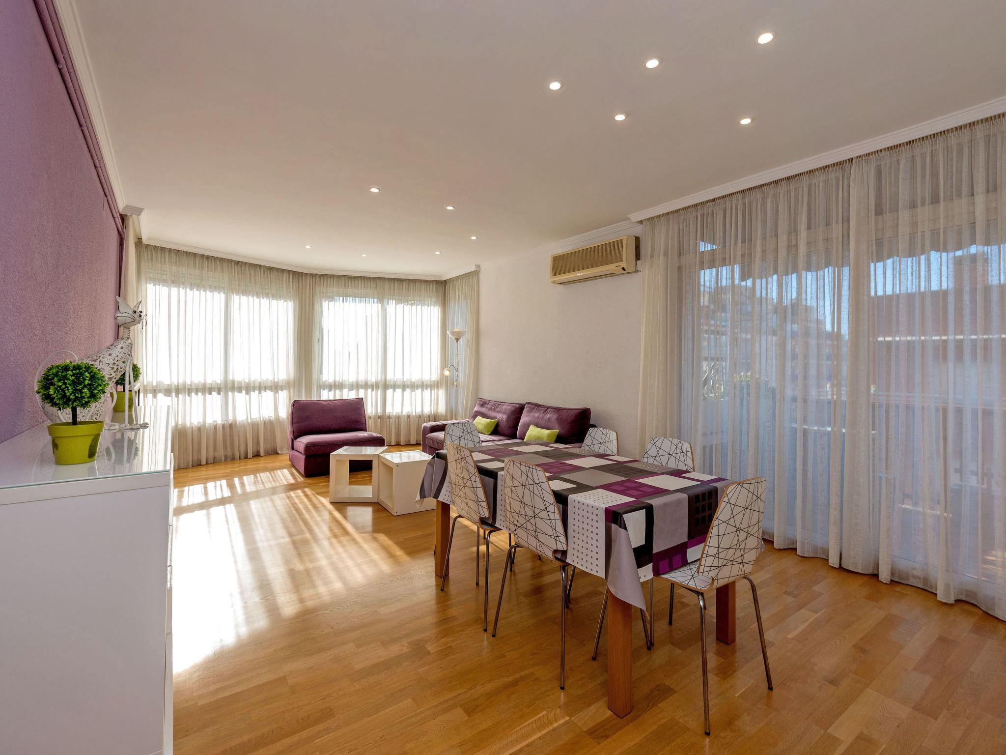 Photo 7 - 2 bedroom Apartment in Barcelona with garden and terrace