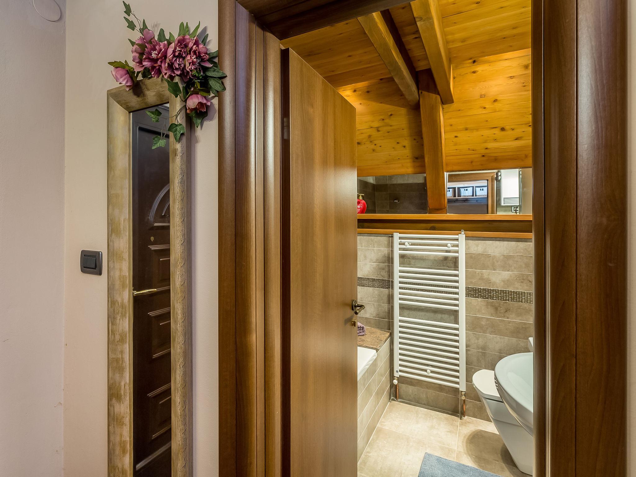 Photo 25 - Maison de 2 chambres à Fužine avec terrasse et sauna