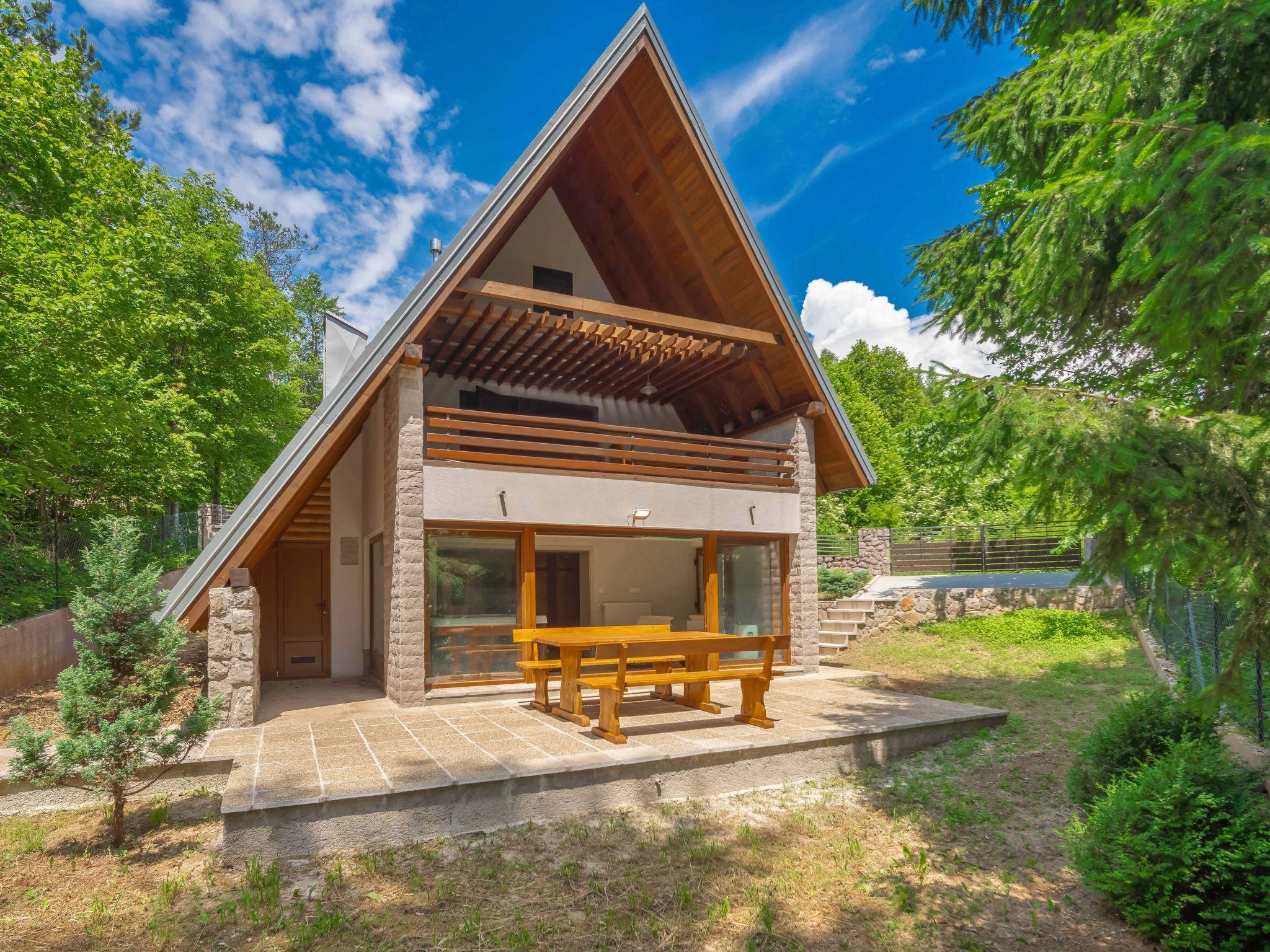 Photo 1 - Maison de 2 chambres à Fužine avec terrasse et sauna