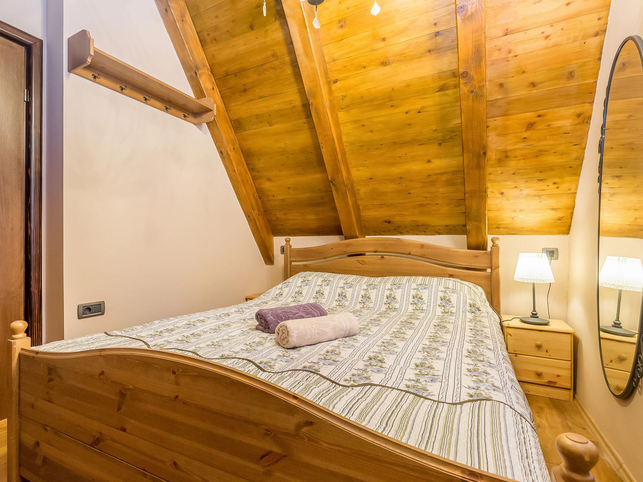 Photo 23 - Maison de 2 chambres à Fužine avec terrasse et sauna