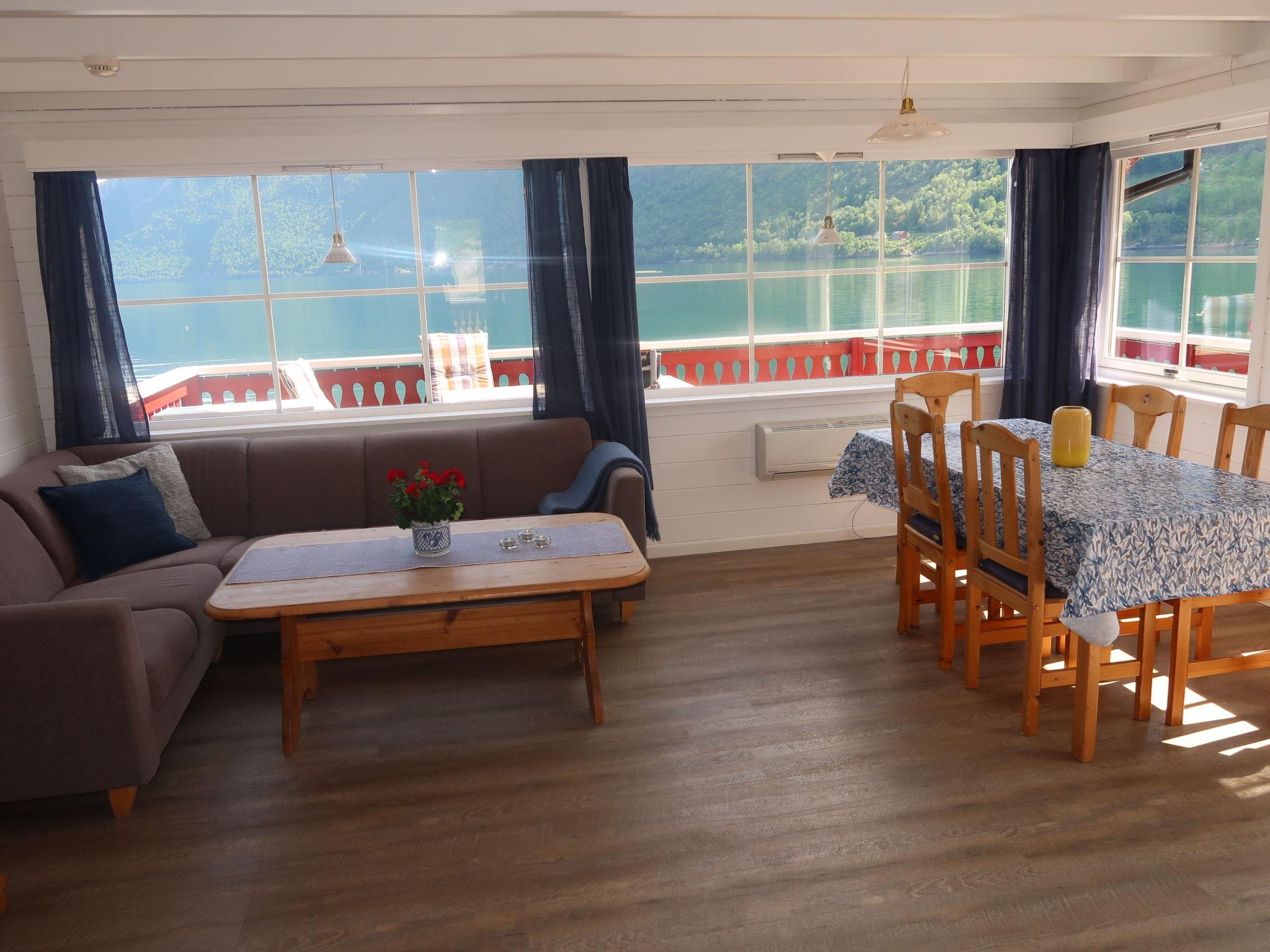 Foto 7 - Casa de 3 habitaciones en Vik i Sogn con terraza