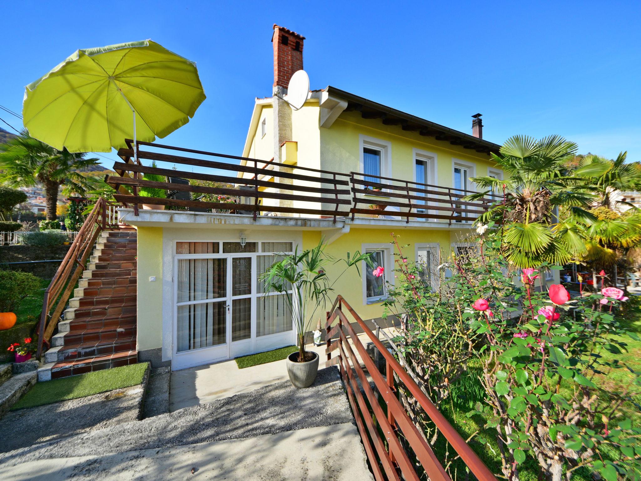 Photo 1 - Appartement de 2 chambres à Matulji avec terrasse