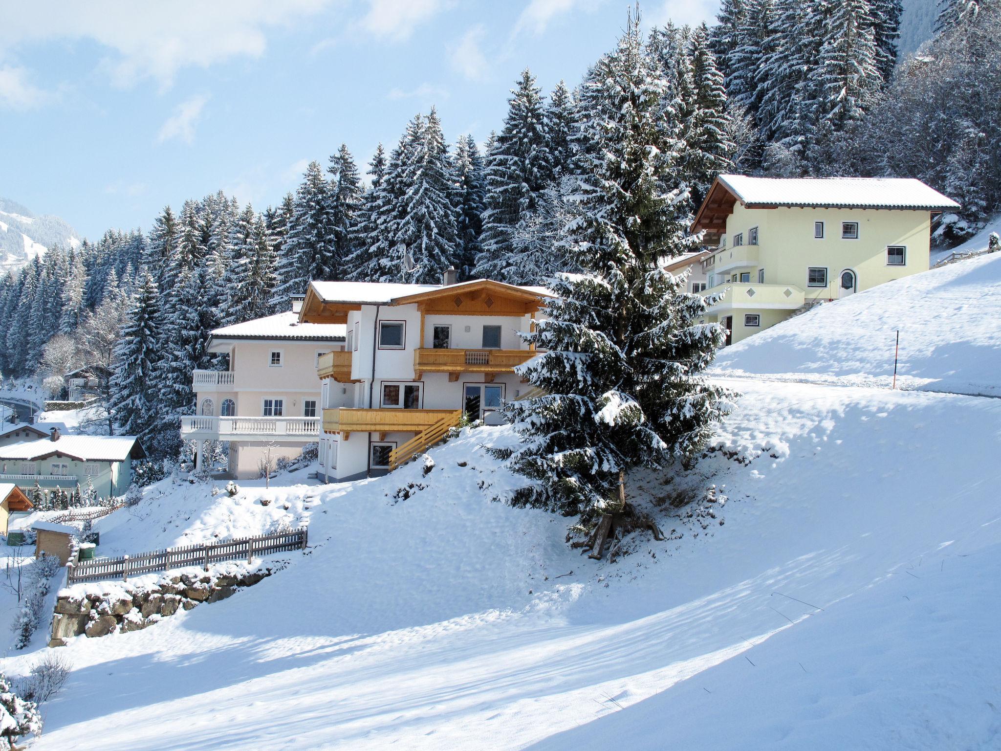 Photo 33 - Appartement de 4 chambres à Hainzenberg avec terrasse et vues sur la montagne