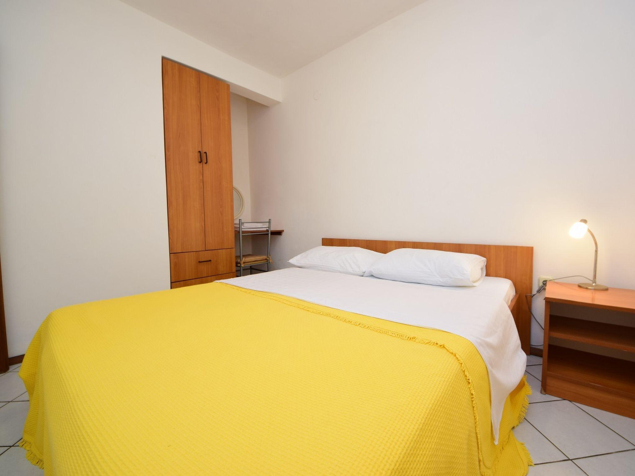 Foto 8 - Appartamento con 1 camera da letto a Korčula con piscina e vista mare