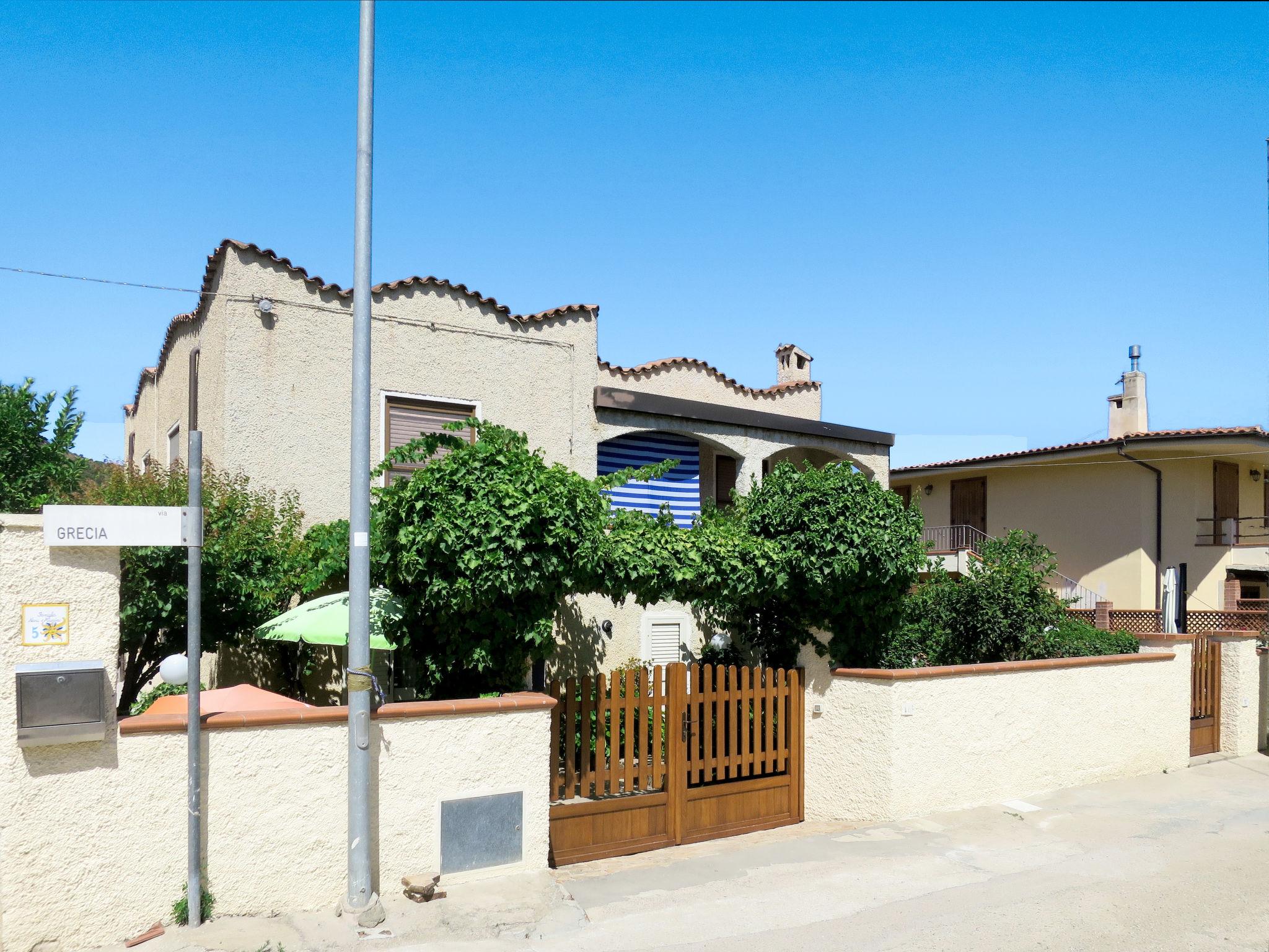 Photo 14 - Maison de 3 chambres à Posada avec jardin et vues à la mer