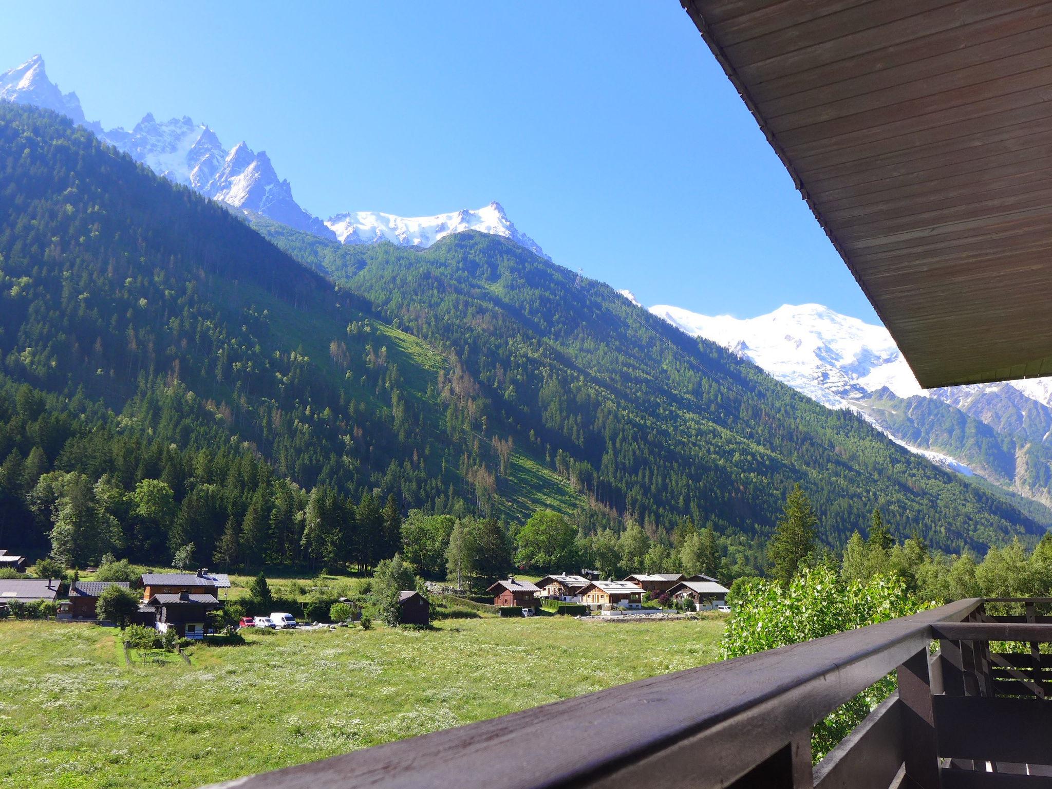 Foto 12 - Apartment mit 1 Schlafzimmer in Chamonix-Mont-Blanc mit blick auf die berge