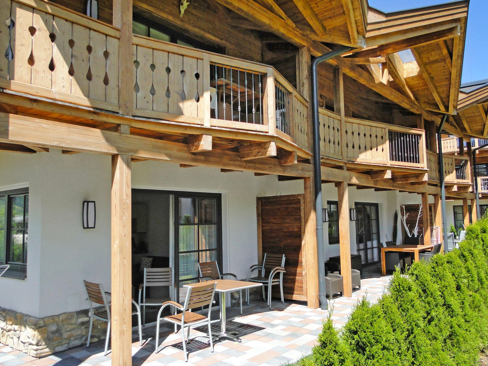 Photo 1 - 2 bedroom Apartment in Kaprun with swimming pool and terrace