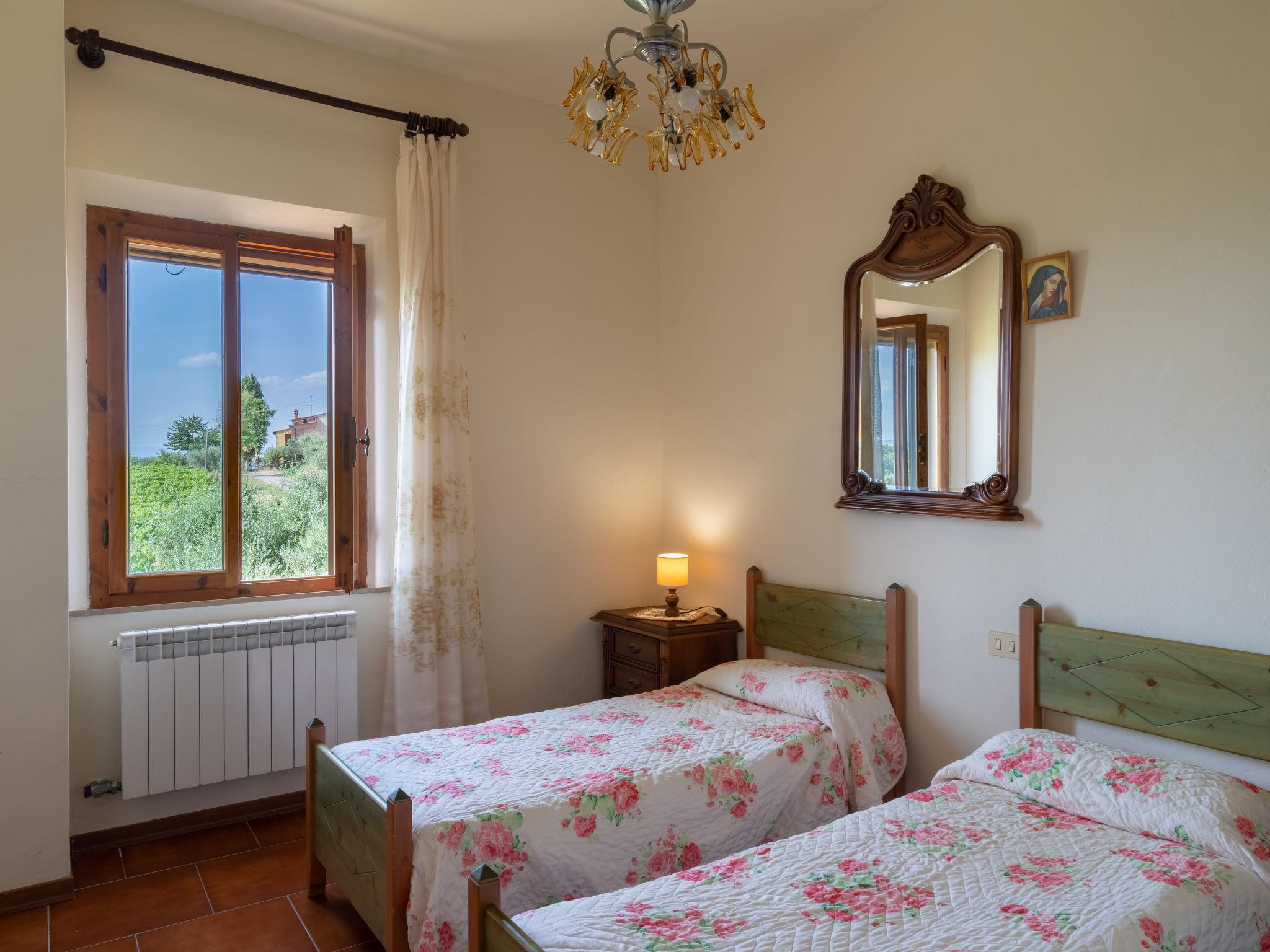 Foto 20 - Casa de 5 habitaciones en Foiano della Chiana con piscina privada y jardín