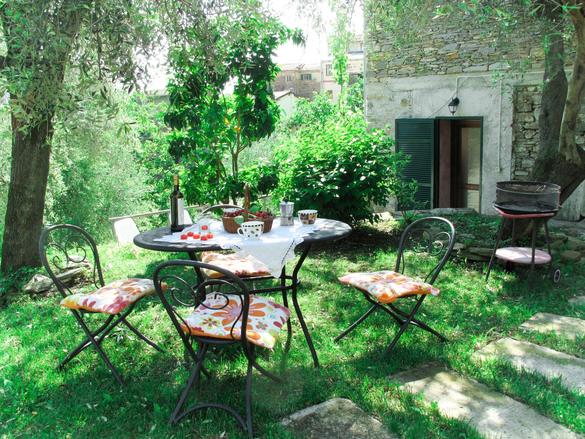 Photo 16 - Appartement en Dolcedo avec piscine et jardin