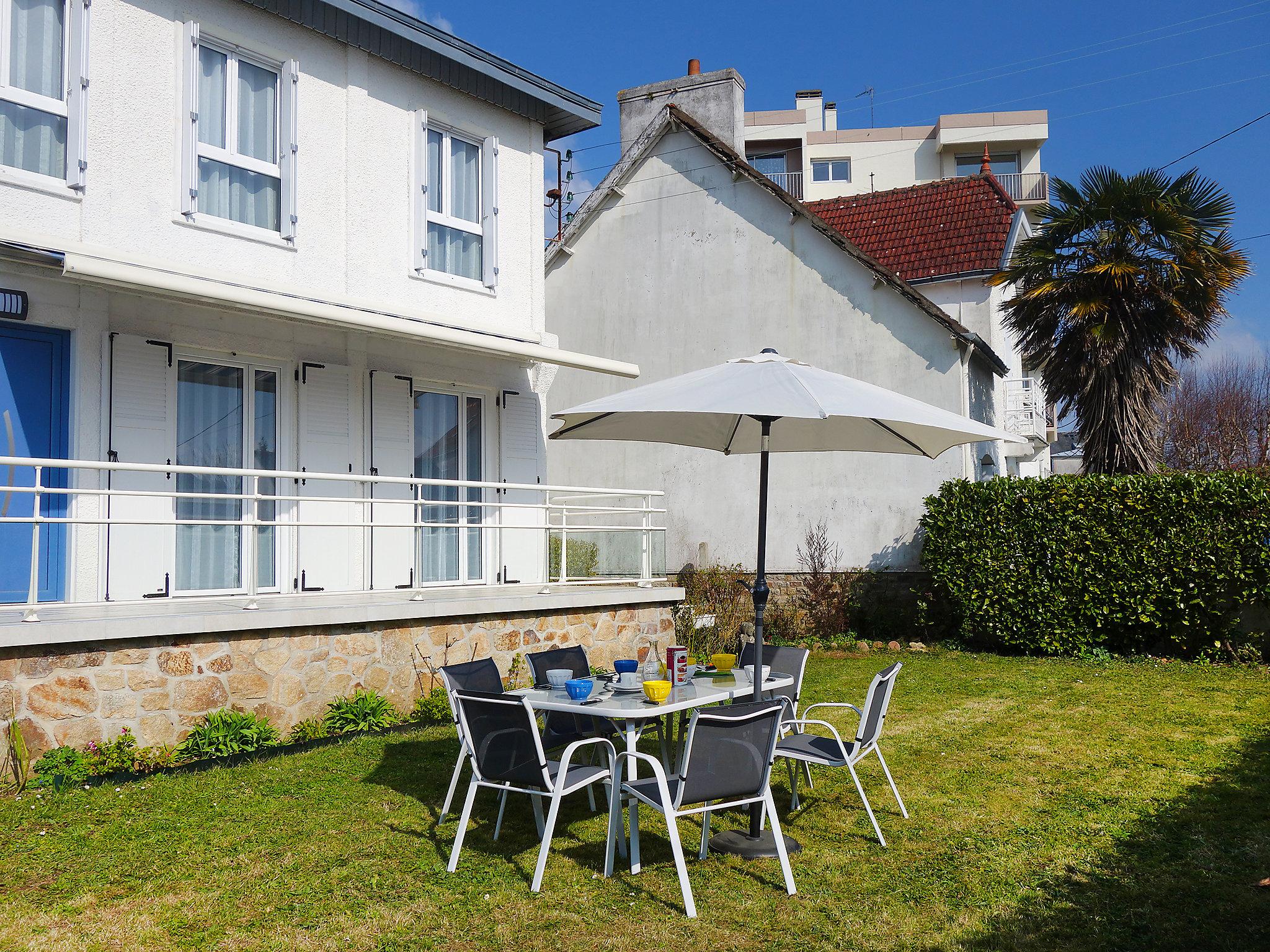 Foto 1 - Casa de 5 habitaciones en Auray con terraza y vistas al mar