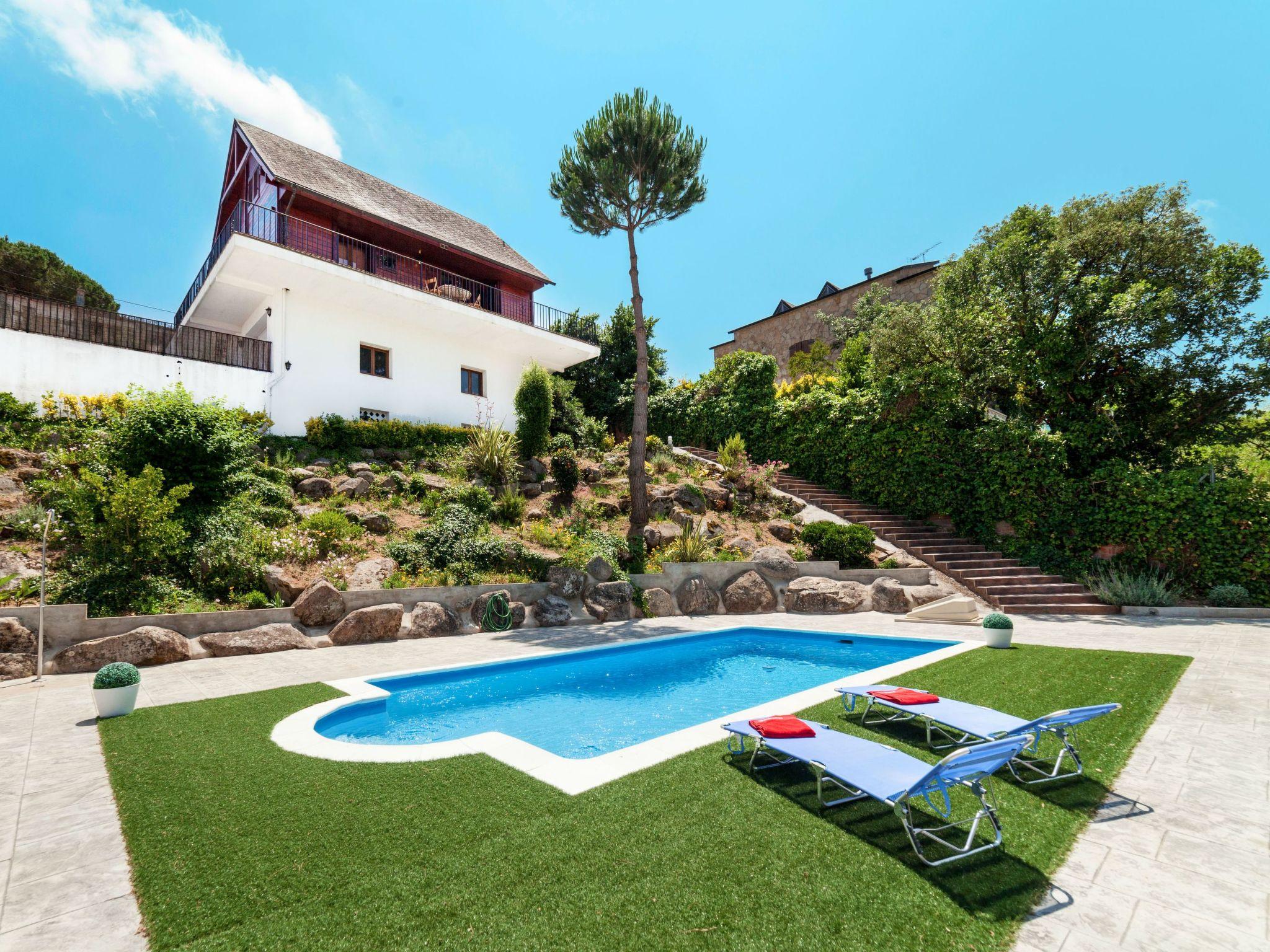 Foto 1 - Casa de 3 quartos em Maçanet de la Selva com piscina privada e jardim