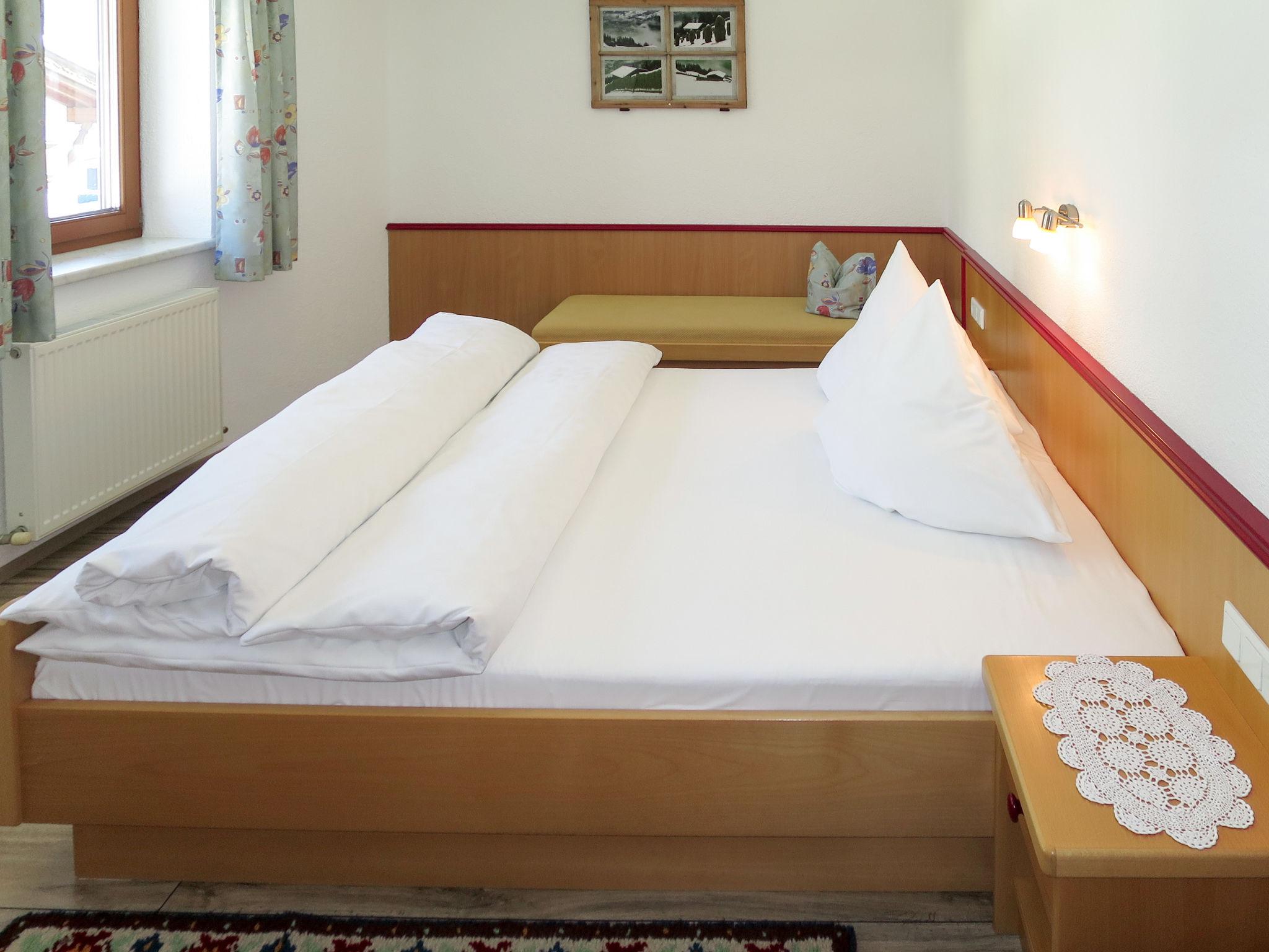Foto 4 - Apartment mit 1 Schlafzimmer in Aschau im Zillertal mit garten und blick auf die berge