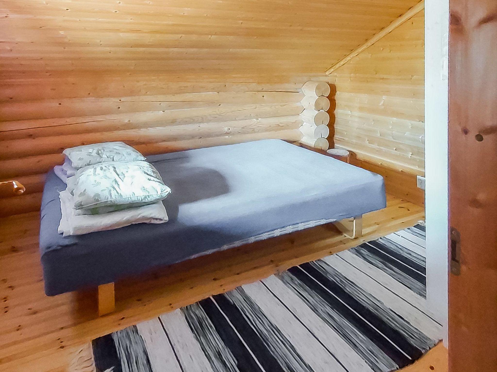 Photo 8 - 5 bedroom House in Lestijärvi with sauna