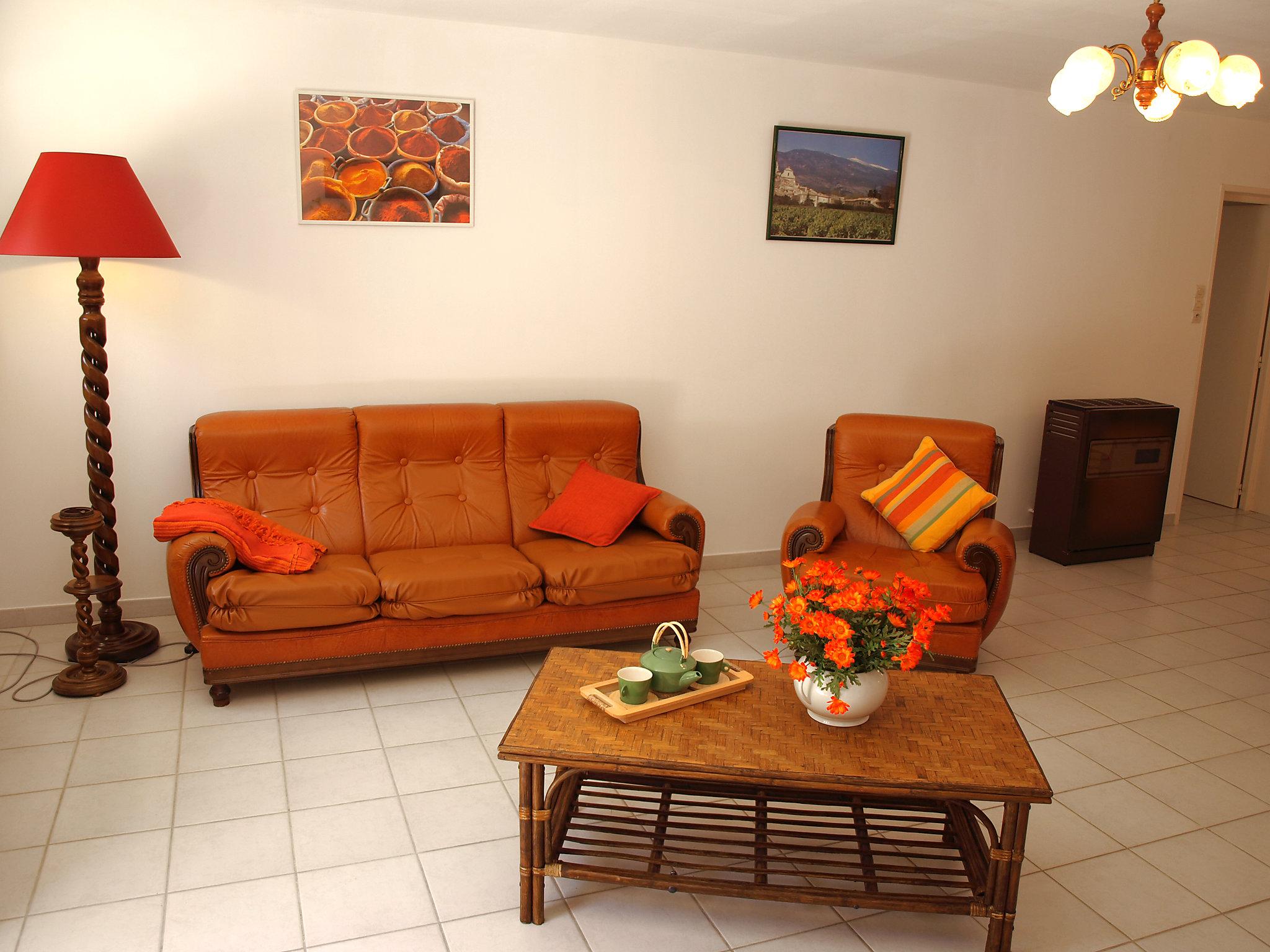 Photo 8 - 2 bedroom House in Flassan with private pool and garden